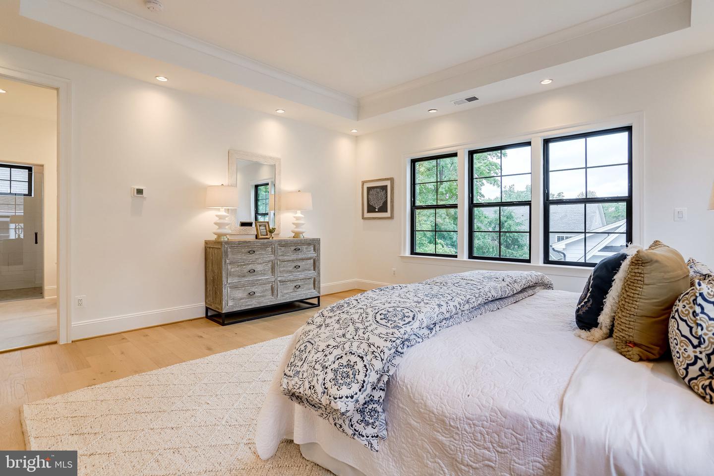 1933 N VAN BUREN ST, ARLINGTON, Virginia 22205, 4 Bedrooms Bedrooms, ,3 BathroomsBathrooms,Residential,For sale,1933 N VAN BUREN ST,VAAR2054436 MLS # VAAR2054436