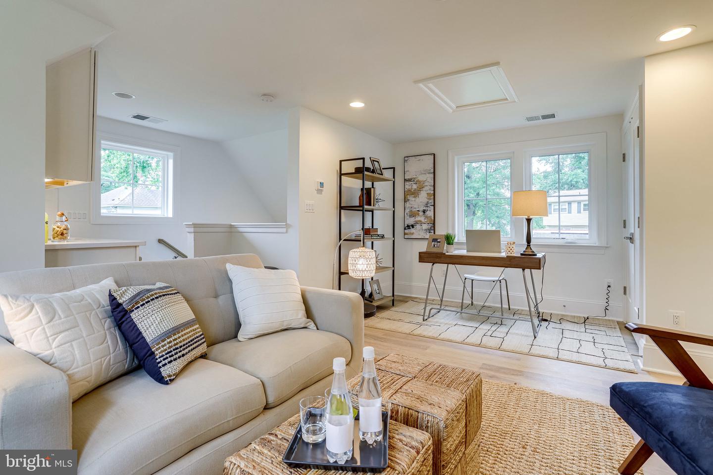 1933 N VAN BUREN ST, ARLINGTON, Virginia 22205, 4 Bedrooms Bedrooms, ,3 BathroomsBathrooms,Residential,For sale,1933 N VAN BUREN ST,VAAR2054436 MLS # VAAR2054436
