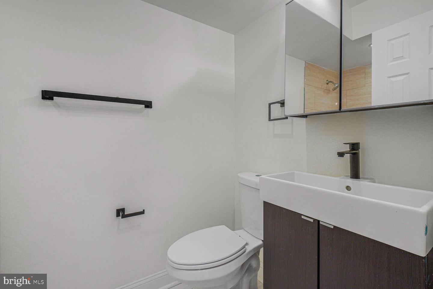 2127 12TH PL NW, WASHINGTON, District Of Columbia 20009, 3 Bedrooms Bedrooms, ,3 BathroomsBathrooms,Residential,For sale,2127 12TH PL NW,DCDC2189852 MLS # DCDC2189852