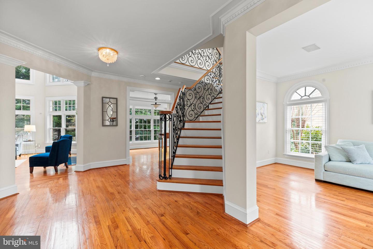 624 KINGS CLOISTER CIR, ALEXANDRIA, Virginia 22302, 5 Bedrooms Bedrooms, ,4 BathroomsBathrooms,Residential,For sale,624 KINGS CLOISTER CIR,VAAX2042800 MLS # VAAX2042800