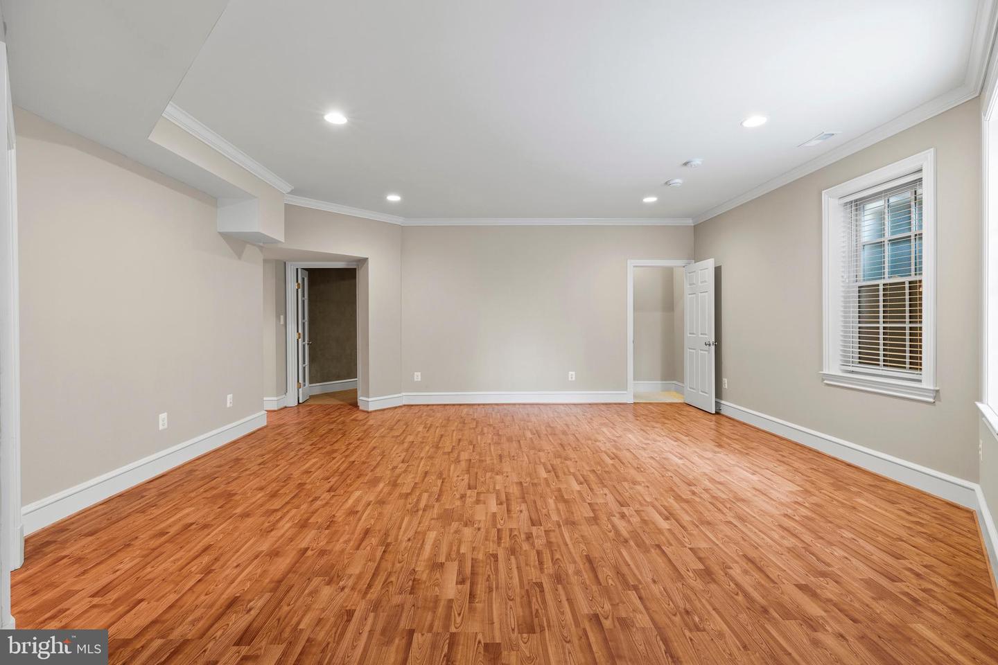 624 KINGS CLOISTER CIR, ALEXANDRIA, Virginia 22302, 5 Bedrooms Bedrooms, ,4 BathroomsBathrooms,Residential,For sale,624 KINGS CLOISTER CIR,VAAX2042800 MLS # VAAX2042800