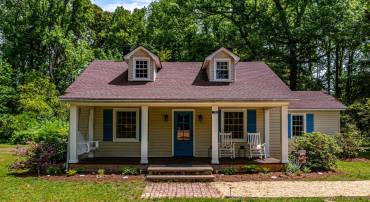 76 TUCKER HILL RD., KINSALE, Virginia 22488, 3 Bedrooms Bedrooms, 6 Rooms Rooms,1 BathroomBathrooms,Residential,For sale,76 TUCKER HILL RD.,VAWE2008440 MLS # VAWE2008440