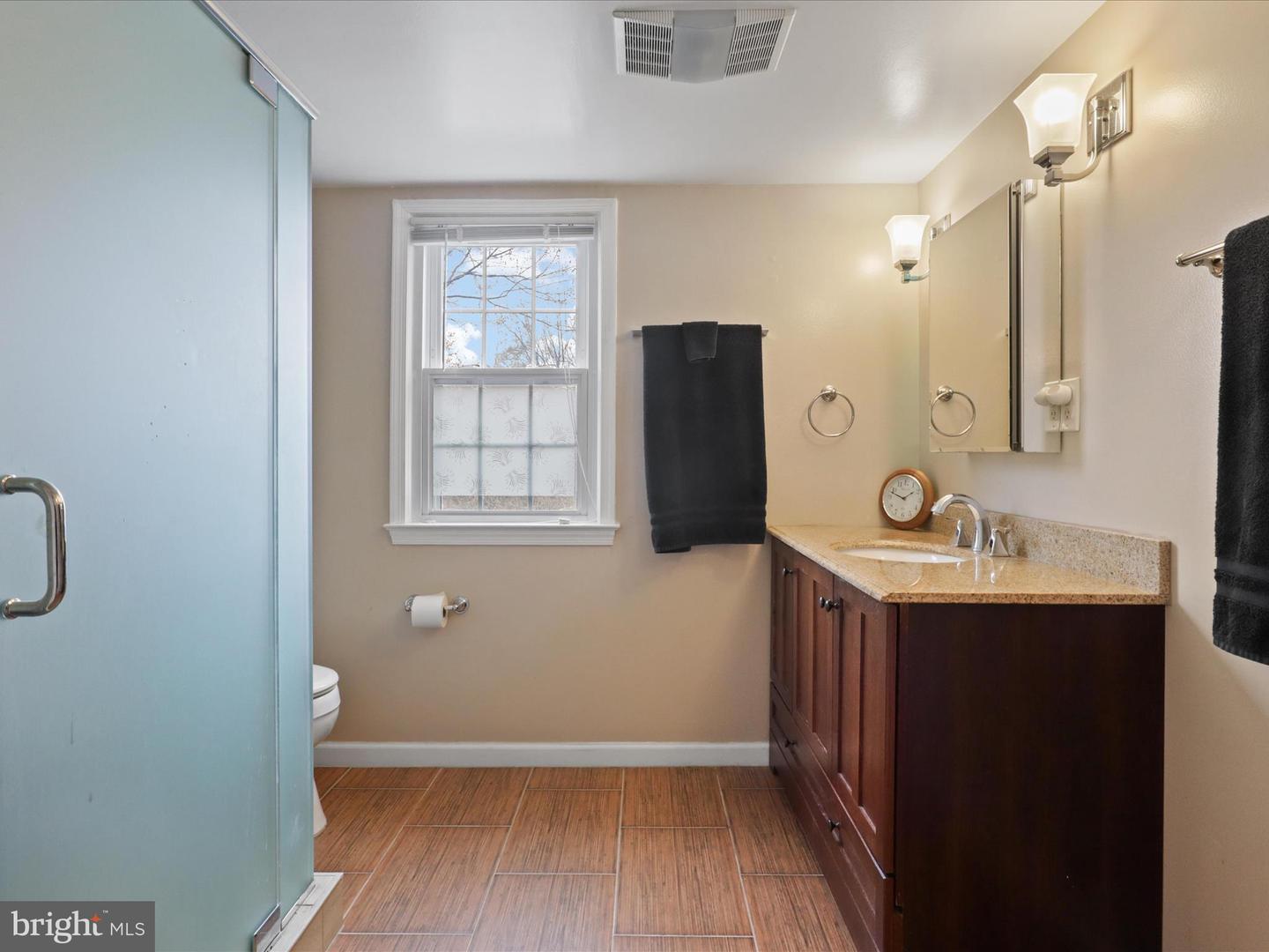 4340 CEDARLAKE CT, ALEXANDRIA, Virginia 22309, 5 Bedrooms Bedrooms, ,2 BathroomsBathrooms,Residential,For sale,4340 CEDARLAKE CT,VAFX2227440 MLS # VAFX2227440