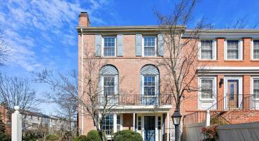 4340 CEDARLAKE CT, ALEXANDRIA, Virginia 22309, 5 Bedrooms Bedrooms, ,2 BathroomsBathrooms,Residential,For sale,4340 CEDARLAKE CT,VAFX2227440 MLS # VAFX2227440