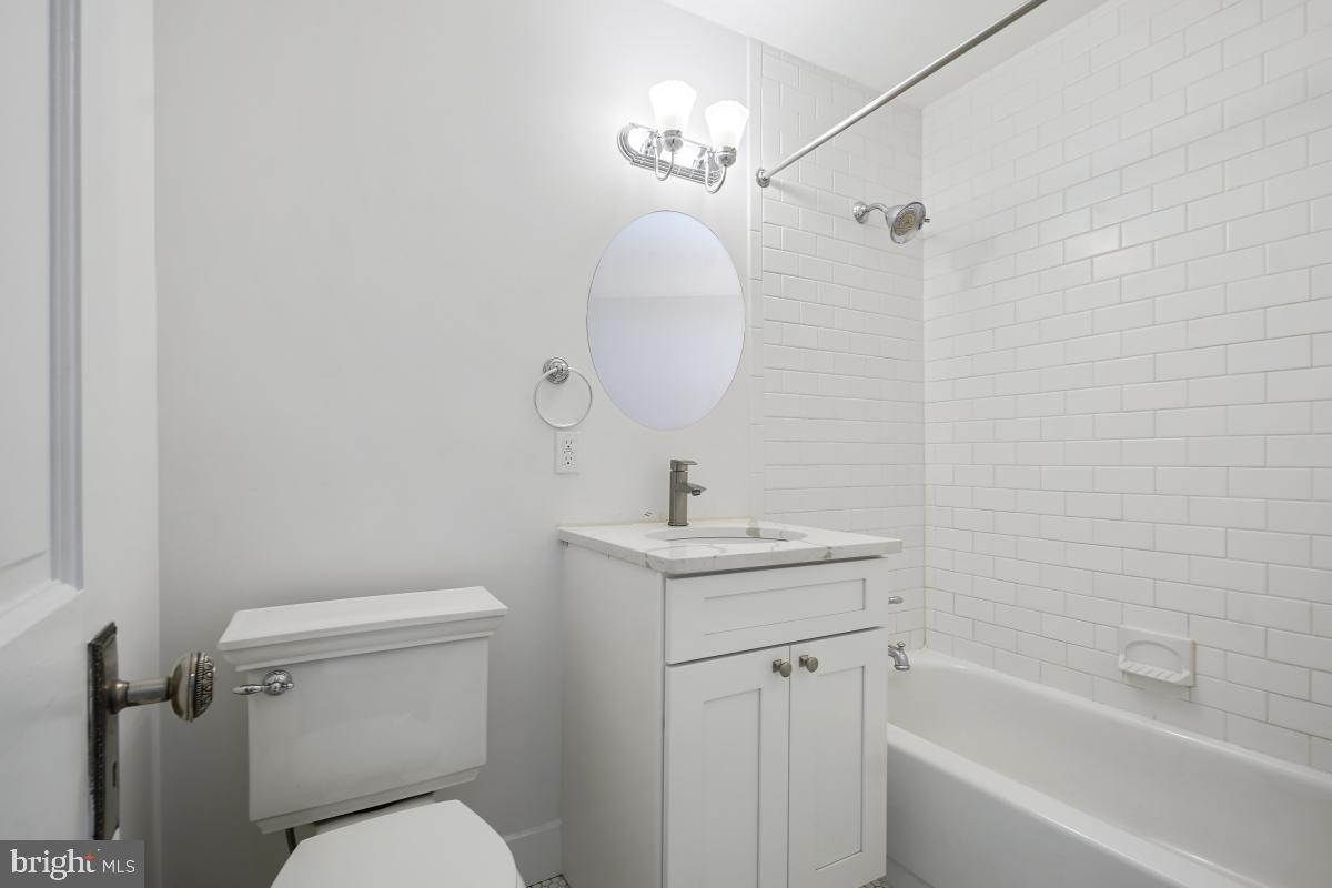 1926 NEW HAMPSHIRE AVE NW #25, WASHINGTON, District Of Columbia 20009, 1 Bedroom Bedrooms, ,1 BathroomBathrooms,Residential,For sale,1926 NEW HAMPSHIRE AVE NW #25,DCDC2190328 MLS # DCDC2190328