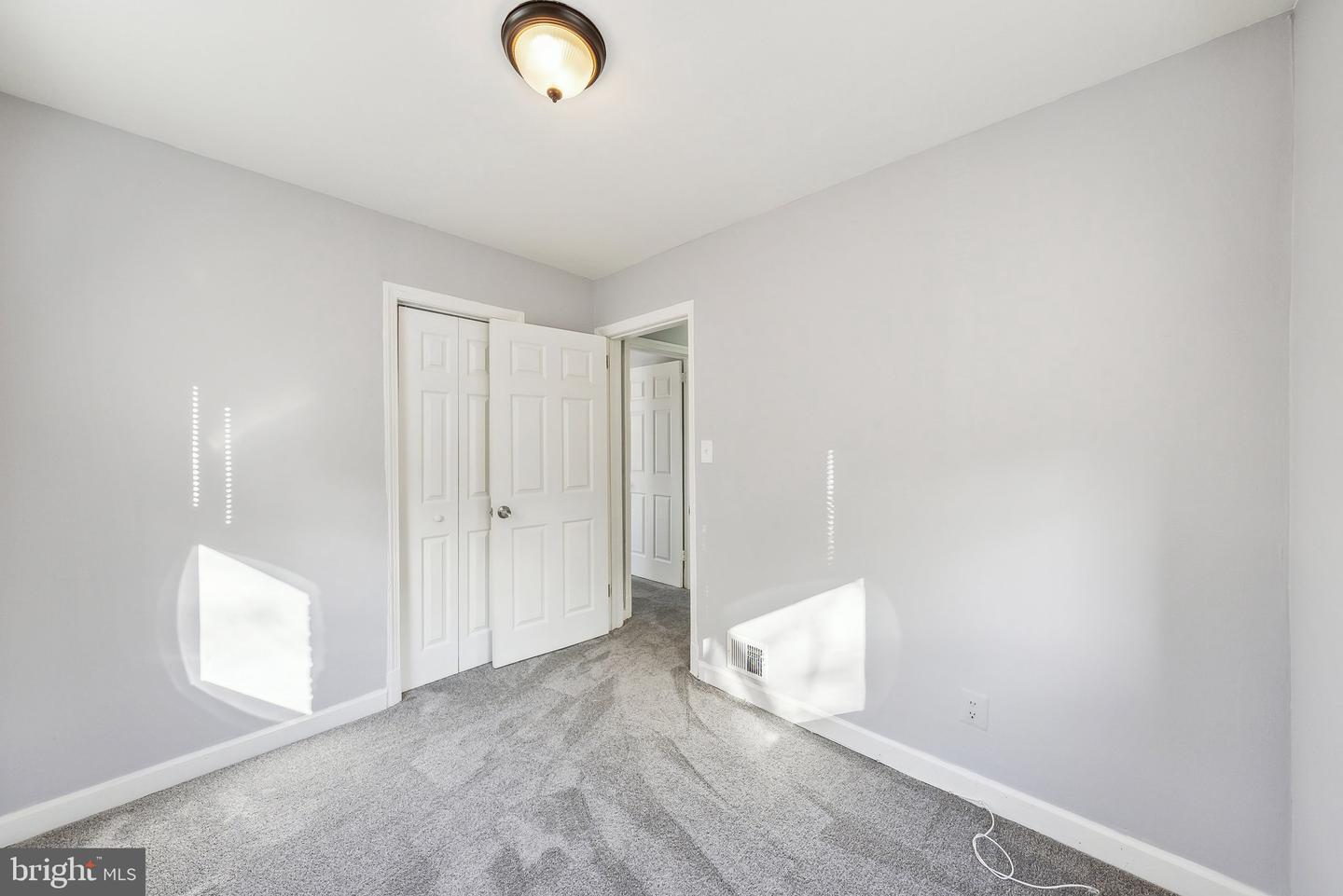 102 46TH ST SE, WASHINGTON, District Of Columbia 20019, 2 Bedrooms Bedrooms, ,1 BathroomBathrooms,Residential,For sale,102 46TH ST SE,DCDC2189066 MLS # DCDC2189066