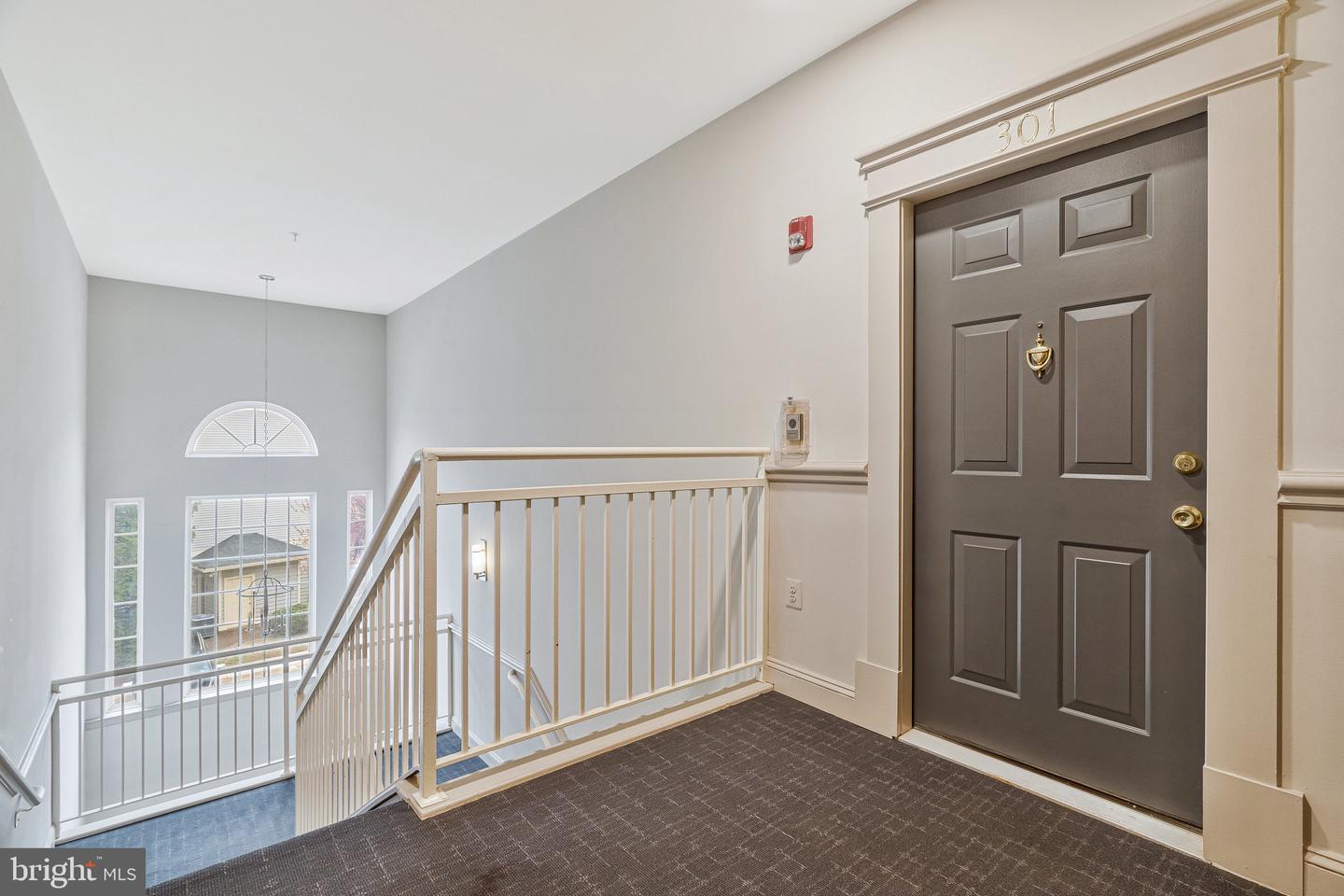 11322 WESTBROOK MILL LN #301, FAIRFAX, Virginia 22030, 2 Bedrooms Bedrooms, ,2 BathroomsBathrooms,Residential,For sale,11322 WESTBROOK MILL LN #301,VAFX2227806 MLS # VAFX2227806