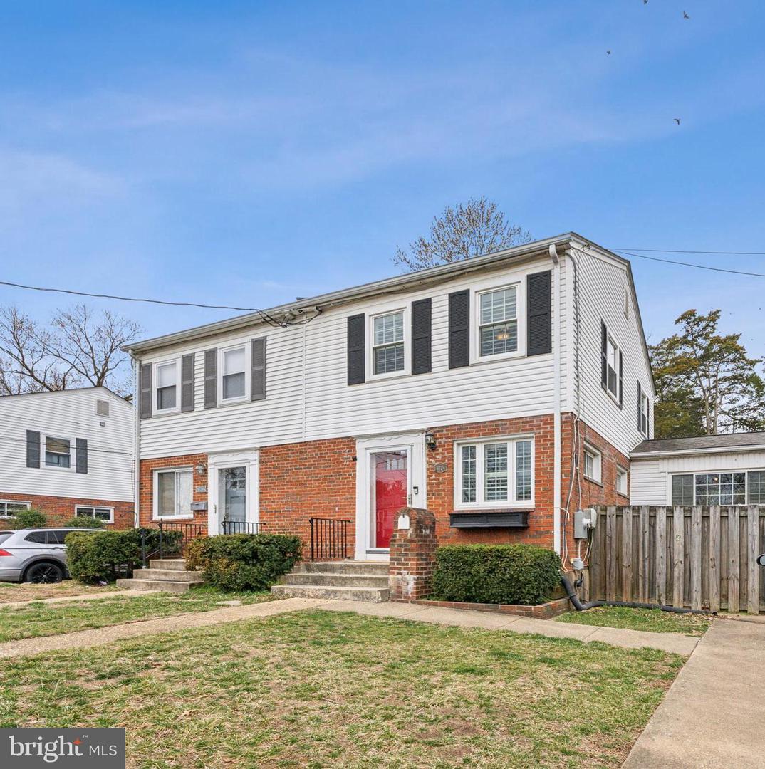 6724 KENYON DR, ALEXANDRIA, Virginia 22307, 2 Bedrooms Bedrooms, ,2 BathroomsBathrooms,Residential,For sale,6724 KENYON DR,VAFX2227942 MLS # VAFX2227942