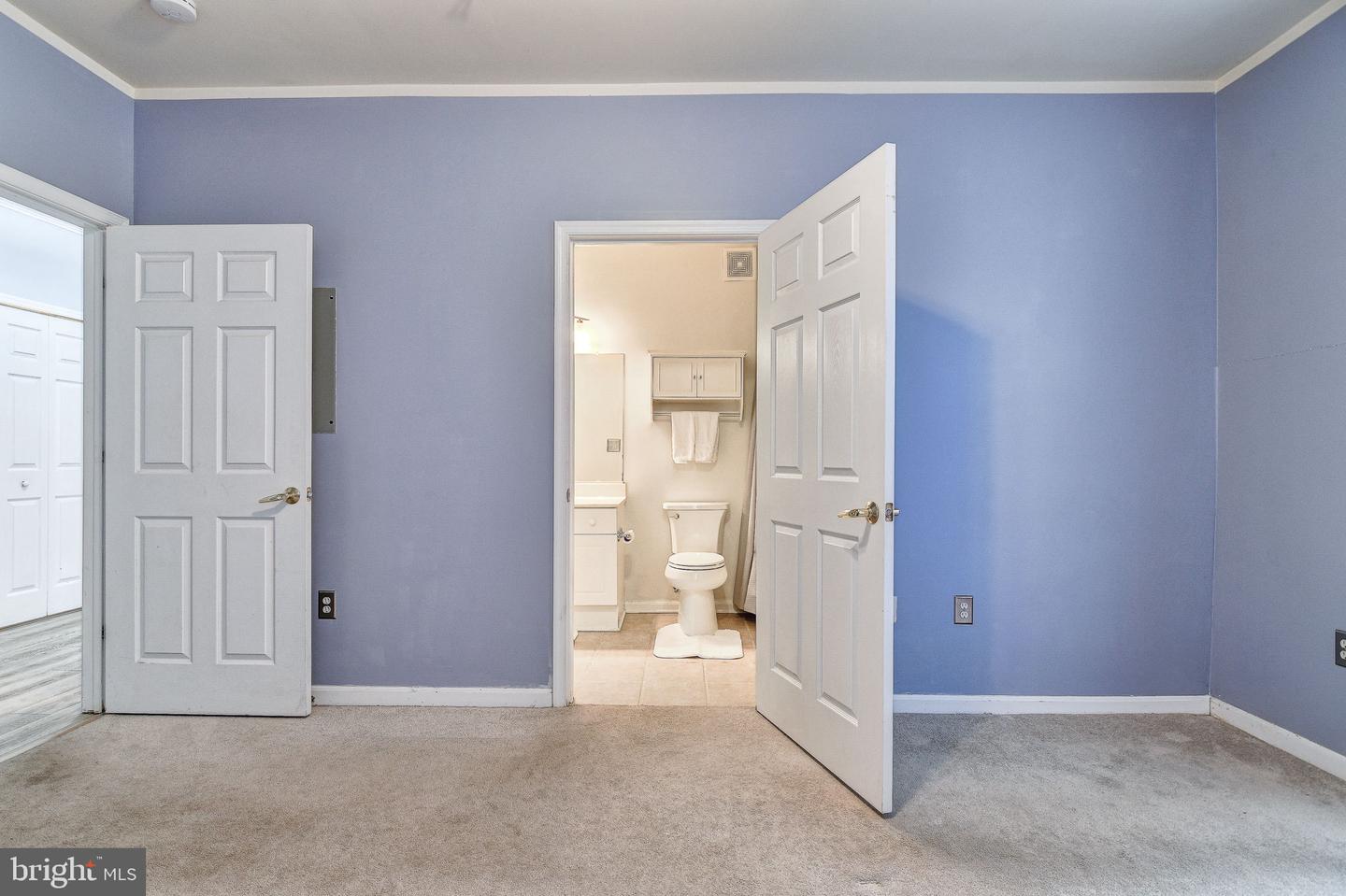 4560 STRUTFIELD LN #1102, ALEXANDRIA, Virginia 22311, 2 Bedrooms Bedrooms, ,1 BathroomBathrooms,Residential,For sale,4560 STRUTFIELD LN #1102,VAAX2040404 MLS # VAAX2040404