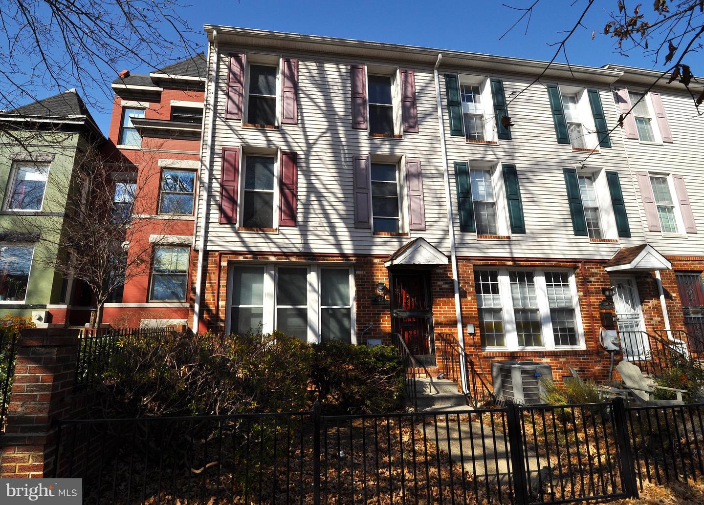 1121 HARVARD ST NW #F, WASHINGTON, District Of Columbia 20009, 2 Bedrooms Bedrooms, ,2 BathroomsBathrooms,Residential,For sale,1121 HARVARD ST NW #F,DCDC2189072 MLS # DCDC2189072