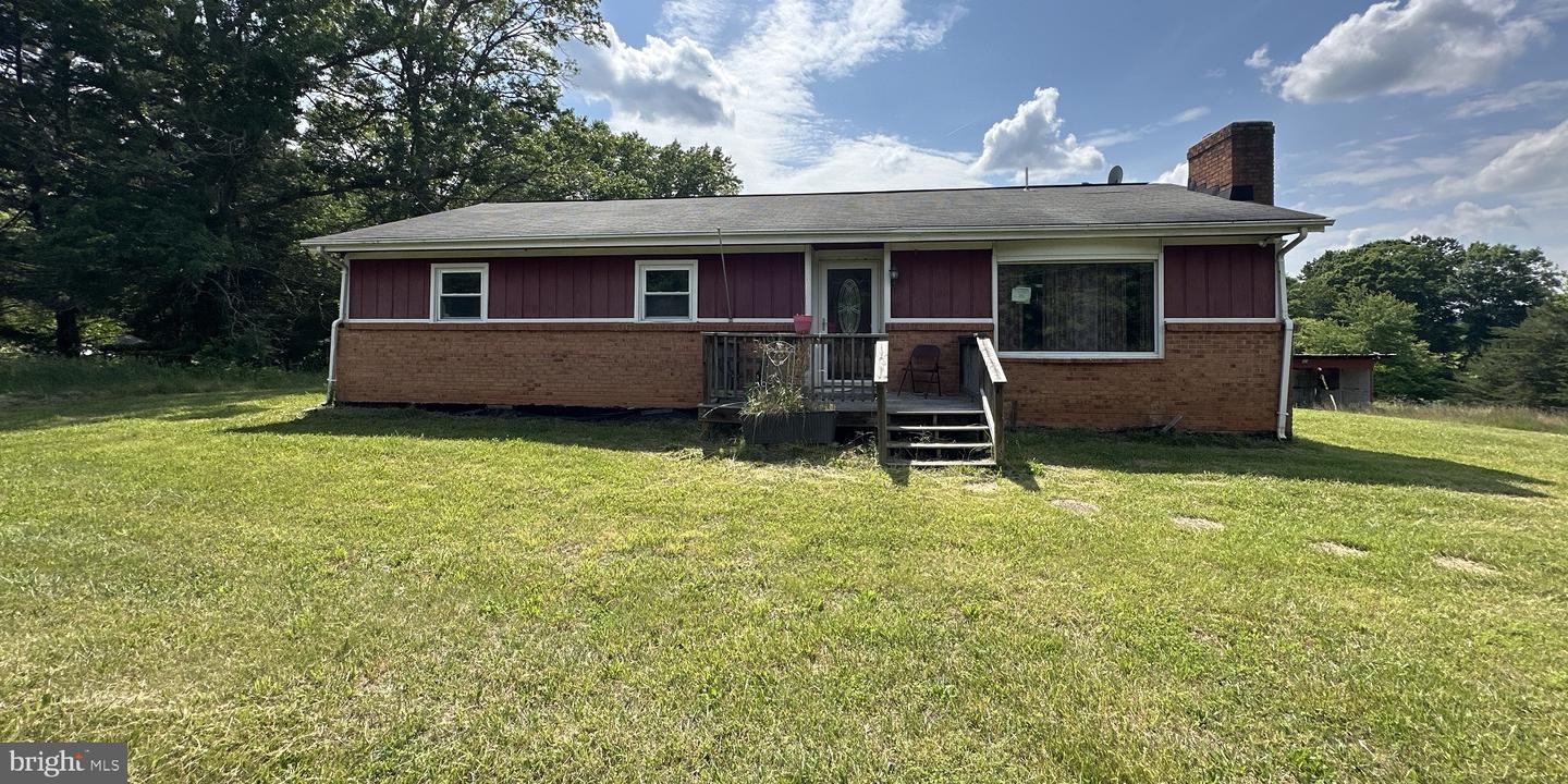 22064 YELLOW BOTTOM RD, LIGNUM, Virginia 22726, 3 Bedrooms Bedrooms, ,2 BathroomsBathrooms,Residential,For sale,22064 YELLOW BOTTOM RD,VACU2009996 MLS # VACU2009996