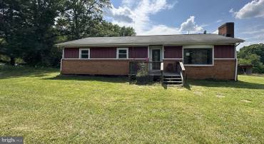 22064 YELLOW BOTTOM RD, LIGNUM, Virginia 22726, 3 Bedrooms Bedrooms, ,2 BathroomsBathrooms,Residential,For sale,22064 YELLOW BOTTOM RD,VACU2009996 MLS # VACU2009996