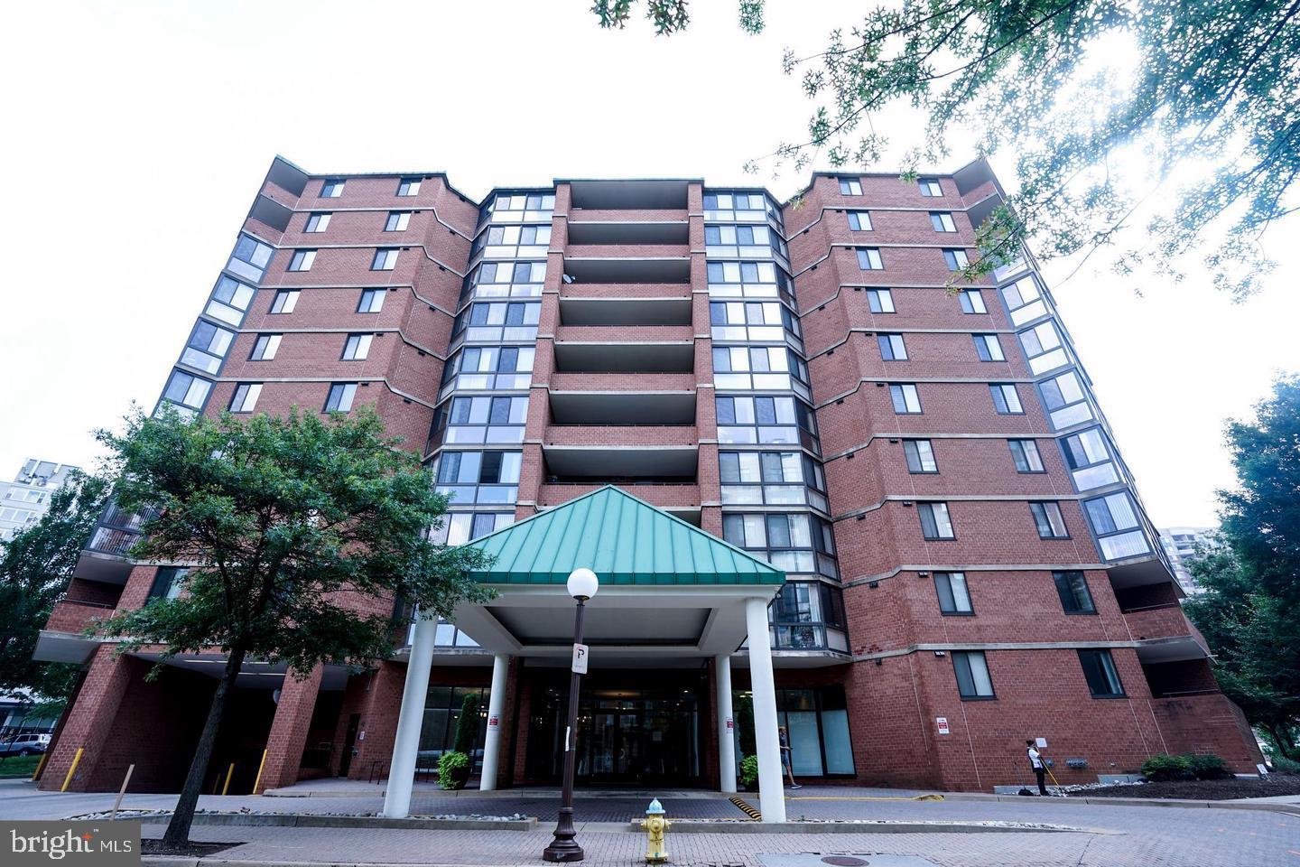 1001 N RANDOLPH ST #213, ARLINGTON, Virginia 22201, 1 Bedroom Bedrooms, ,1 BathroomBathrooms,Residential,For sale,1001 N RANDOLPH ST #213,VAAR2054634 MLS # VAAR2054634