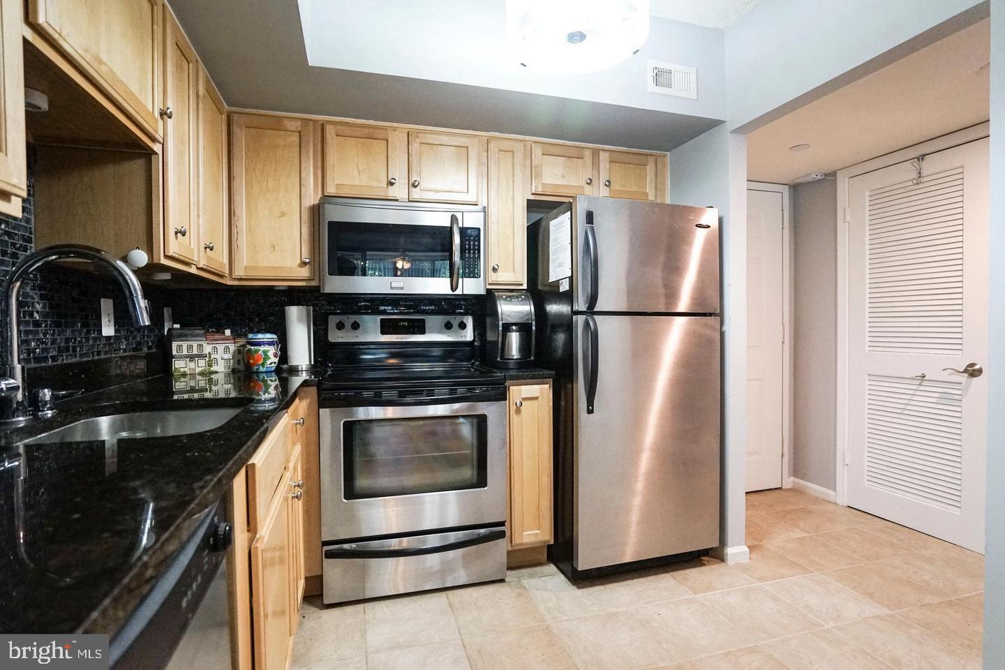 1001 N RANDOLPH ST #213, ARLINGTON, Virginia 22201, 1 Bedroom Bedrooms, ,1 BathroomBathrooms,Residential,For sale,1001 N RANDOLPH ST #213,VAAR2054634 MLS # VAAR2054634