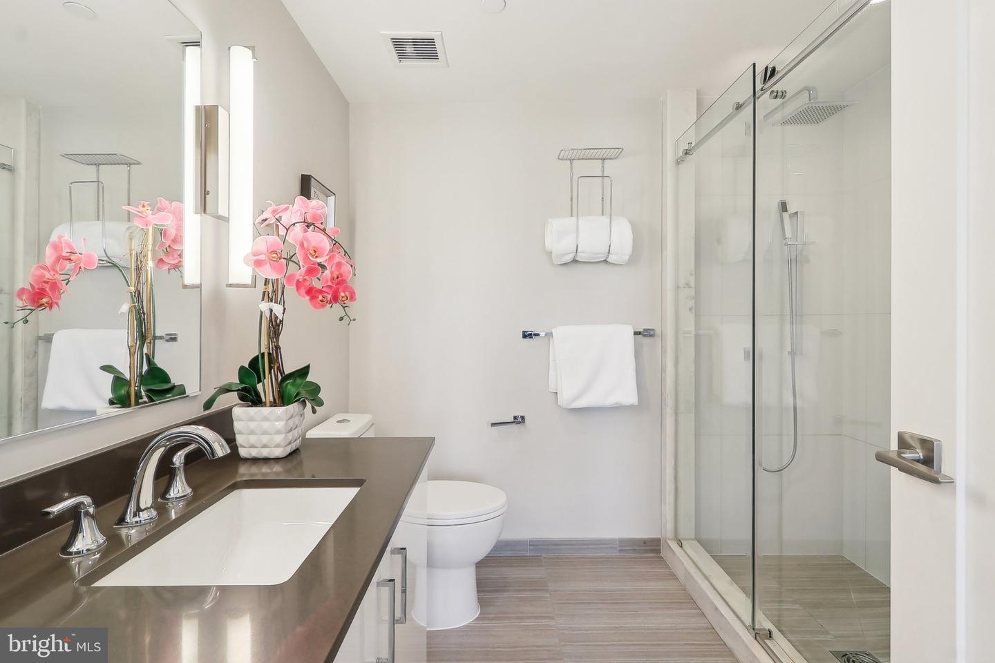 88 V ST SW #311, WASHINGTON, District Of Columbia 20024, 1 Bedroom Bedrooms, ,1 BathroomBathrooms,Residential,For sale,88 V ST SW #311,DCDC2184308 MLS # DCDC2184308