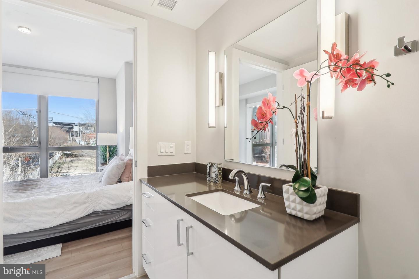 88 V ST SW #311, WASHINGTON, District Of Columbia 20024, 1 Bedroom Bedrooms, ,1 BathroomBathrooms,Residential,For sale,88 V ST SW #311,DCDC2184308 MLS # DCDC2184308