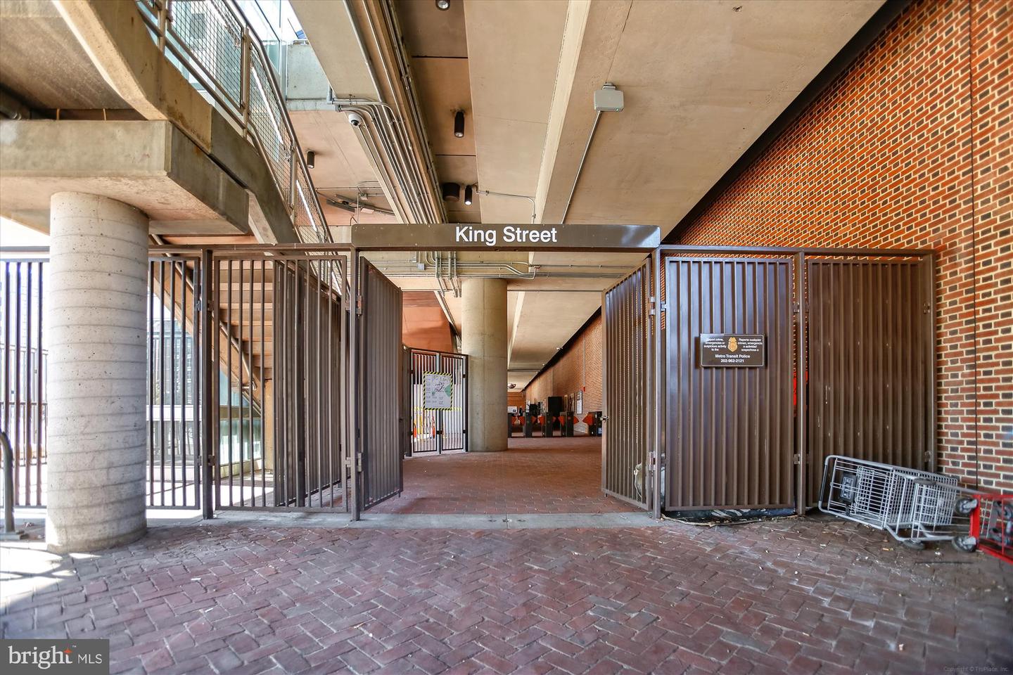 409 E RAYMOND AVE #8, ALEXANDRIA, Virginia 22301, 1 Bedroom Bedrooms, 4 Rooms Rooms,1 BathroomBathrooms,Residential,For sale,409 E RAYMOND AVE #8,VAAX2041870 MLS # VAAX2041870