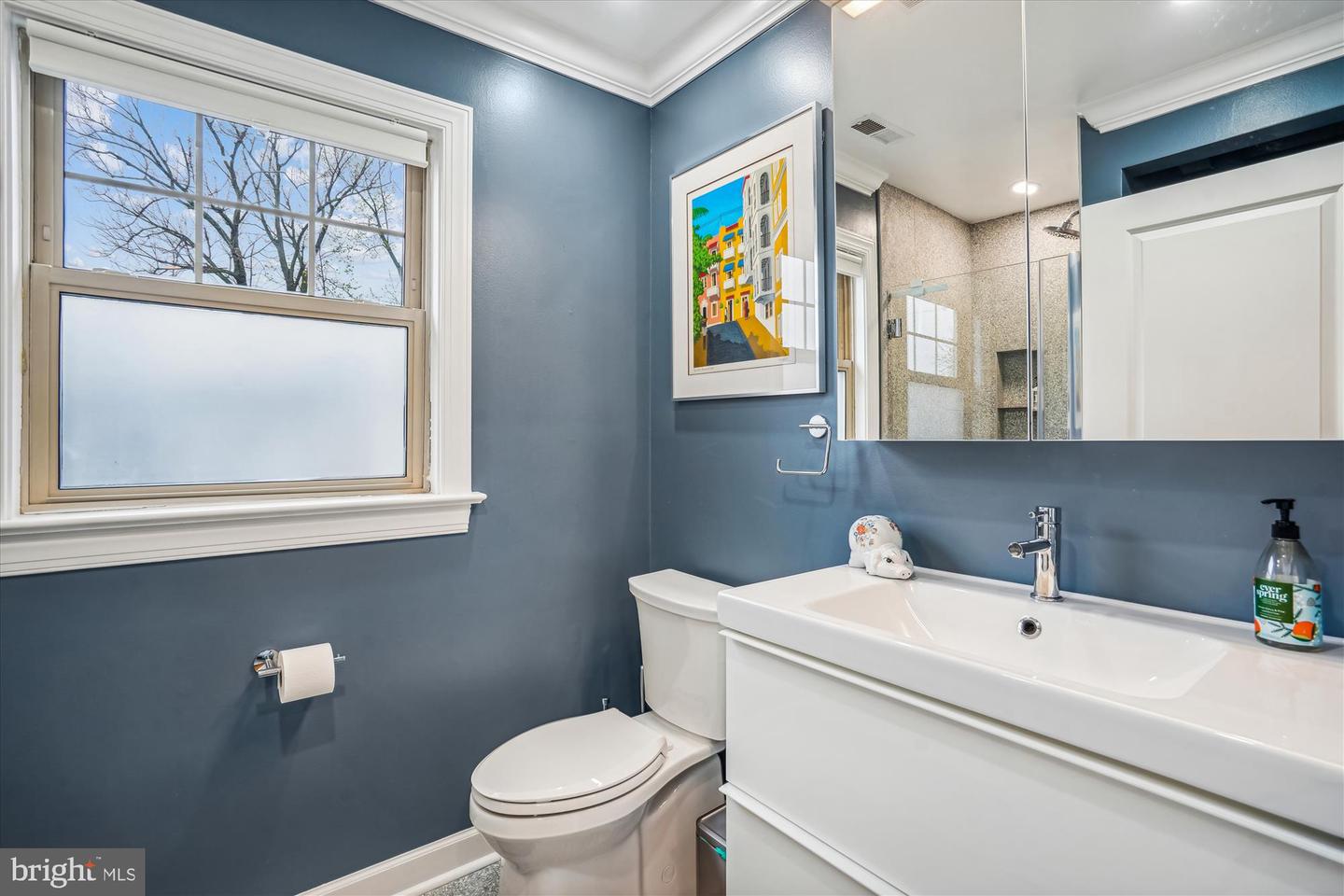 409 E RAYMOND AVE #8, ALEXANDRIA, Virginia 22301, 1 Bedroom Bedrooms, 4 Rooms Rooms,1 BathroomBathrooms,Residential,For sale,409 E RAYMOND AVE #8,VAAX2041870 MLS # VAAX2041870