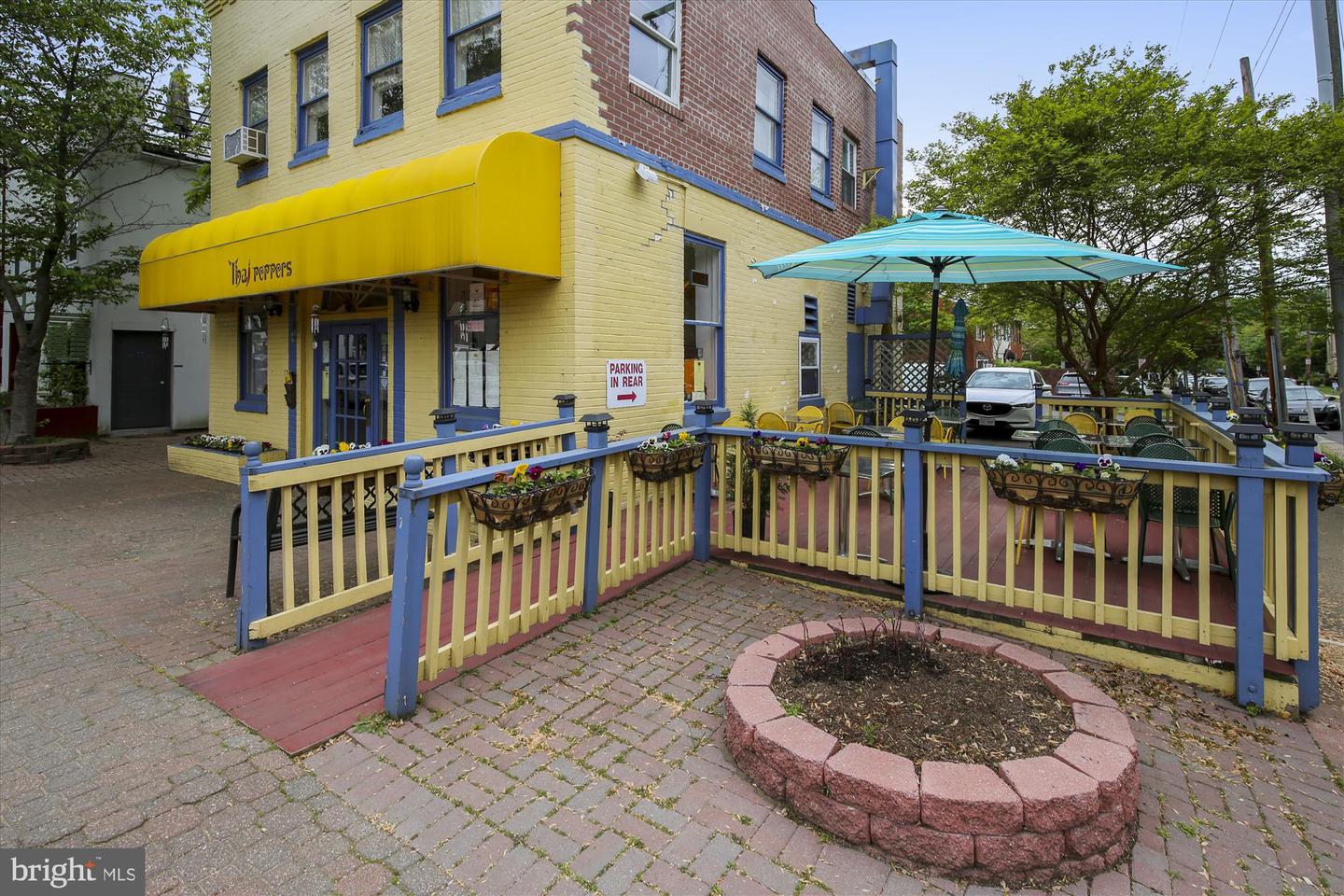 409 E RAYMOND AVE #8, ALEXANDRIA, Virginia 22301, 1 Bedroom Bedrooms, 4 Rooms Rooms,1 BathroomBathrooms,Residential,For sale,409 E RAYMOND AVE #8,VAAX2041870 MLS # VAAX2041870