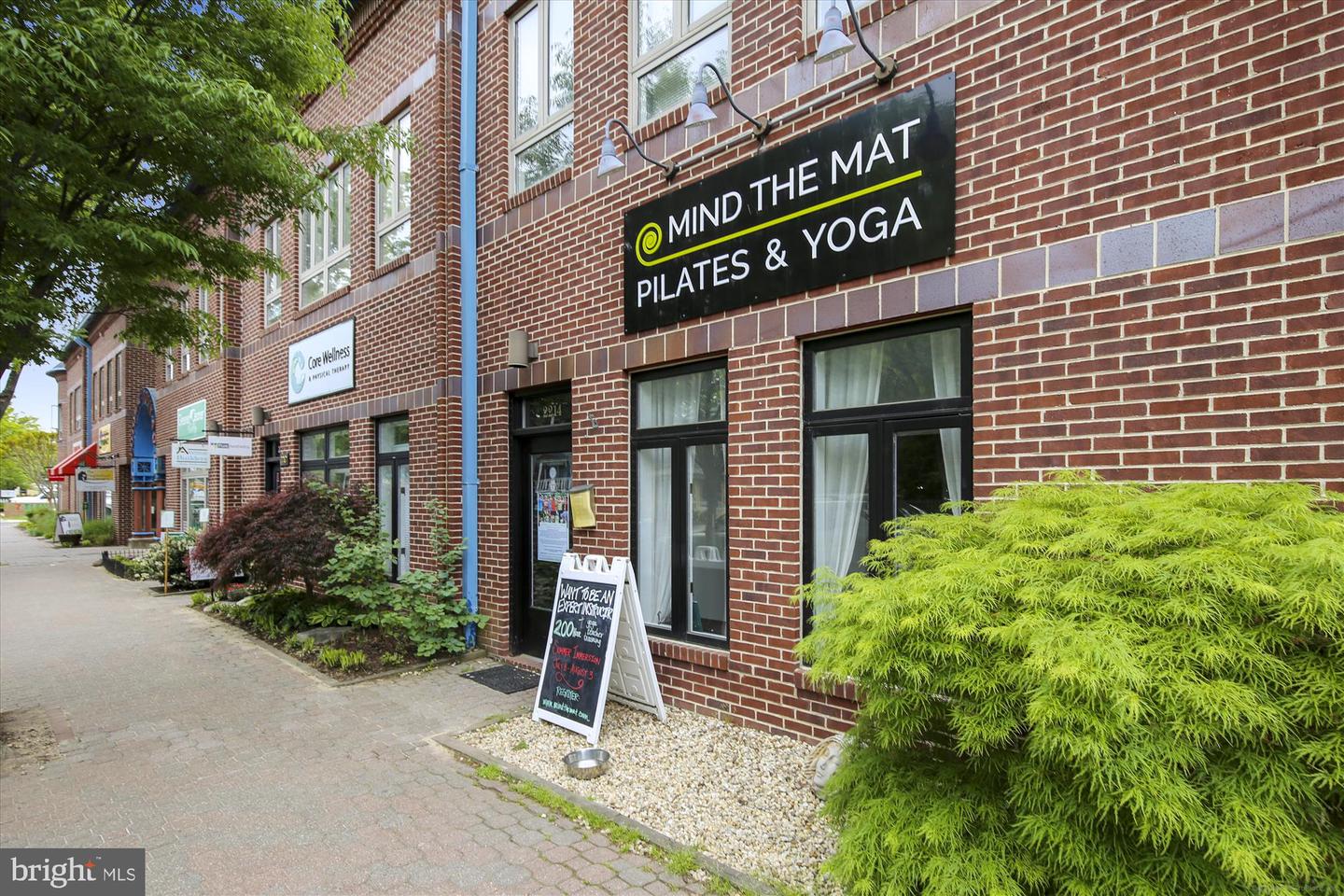 409 E RAYMOND AVE #8, ALEXANDRIA, Virginia 22301, 1 Bedroom Bedrooms, 4 Rooms Rooms,1 BathroomBathrooms,Residential,For sale,409 E RAYMOND AVE #8,VAAX2041870 MLS # VAAX2041870