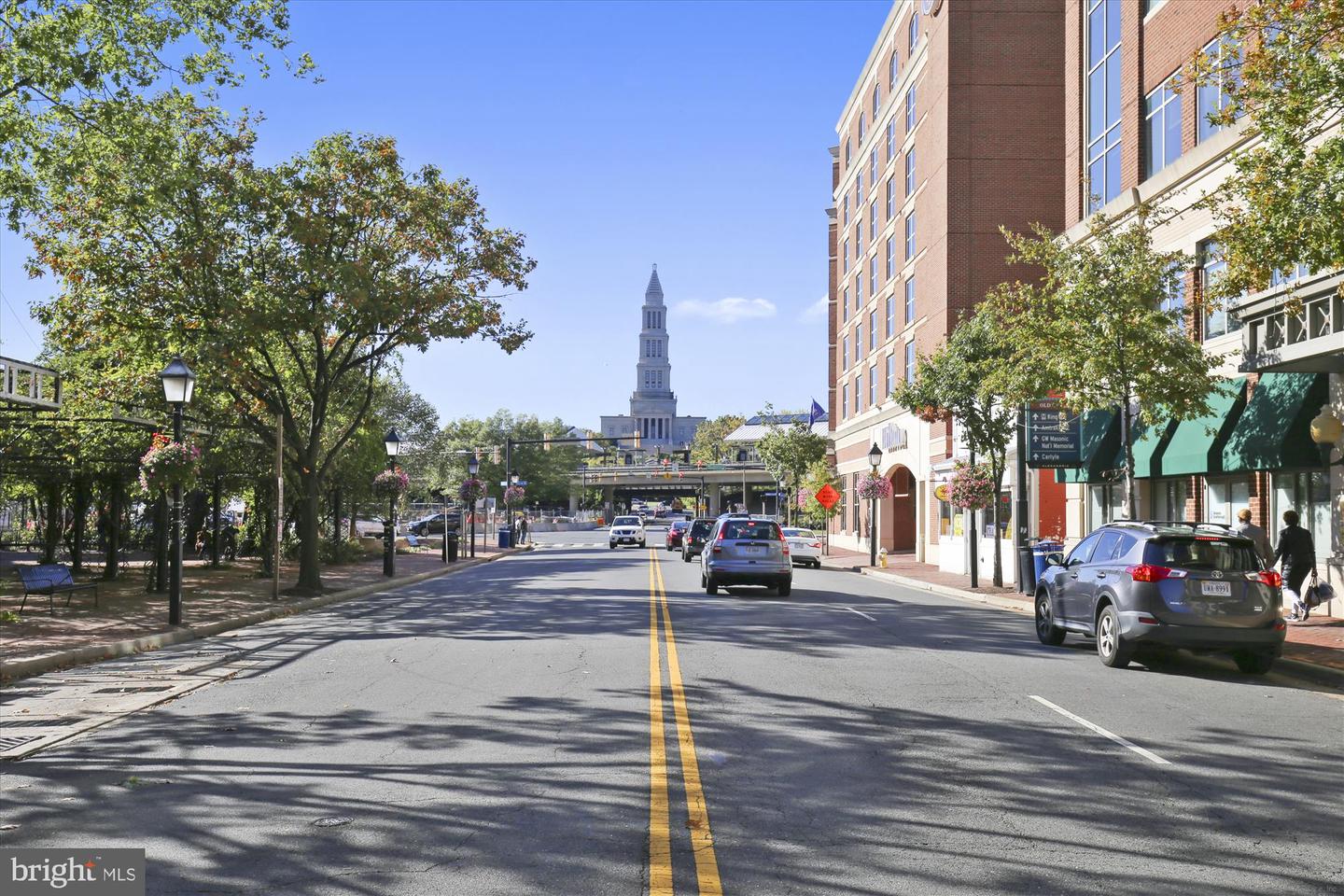 409 E RAYMOND AVE #8, ALEXANDRIA, Virginia 22301, 1 Bedroom Bedrooms, 4 Rooms Rooms,1 BathroomBathrooms,Residential,For sale,409 E RAYMOND AVE #8,VAAX2041870 MLS # VAAX2041870