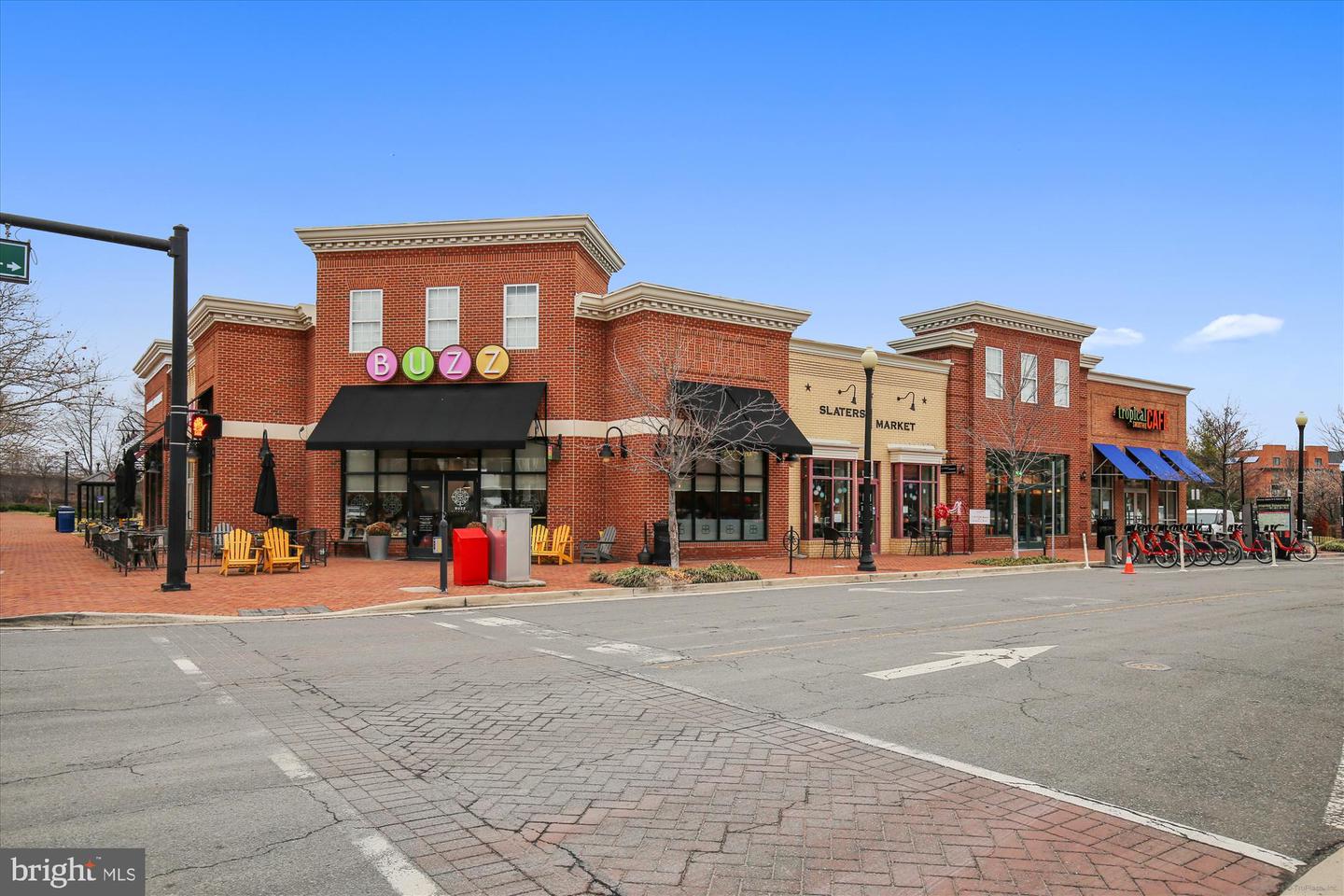 409 E RAYMOND AVE #8, ALEXANDRIA, Virginia 22301, 1 Bedroom Bedrooms, 4 Rooms Rooms,1 BathroomBathrooms,Residential,For sale,409 E RAYMOND AVE #8,VAAX2041870 MLS # VAAX2041870