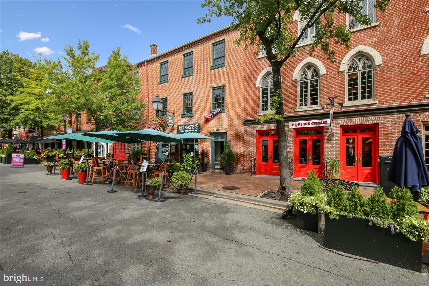 409 E RAYMOND AVE #8, ALEXANDRIA, Virginia 22301, 1 Bedroom Bedrooms, 4 Rooms Rooms,1 BathroomBathrooms,Residential,For sale,409 E RAYMOND AVE #8,VAAX2041870 MLS # VAAX2041870