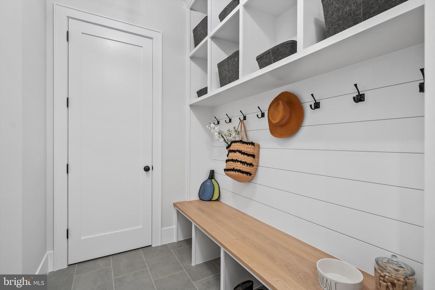 6807 WILLIAMSBURG BLVD, ARLINGTON, Virginia 22213, 6 Bedrooms Bedrooms, ,6 BathroomsBathrooms,Residential,For sale,6807 WILLIAMSBURG BLVD,VAAR2053566 MLS # VAAR2053566