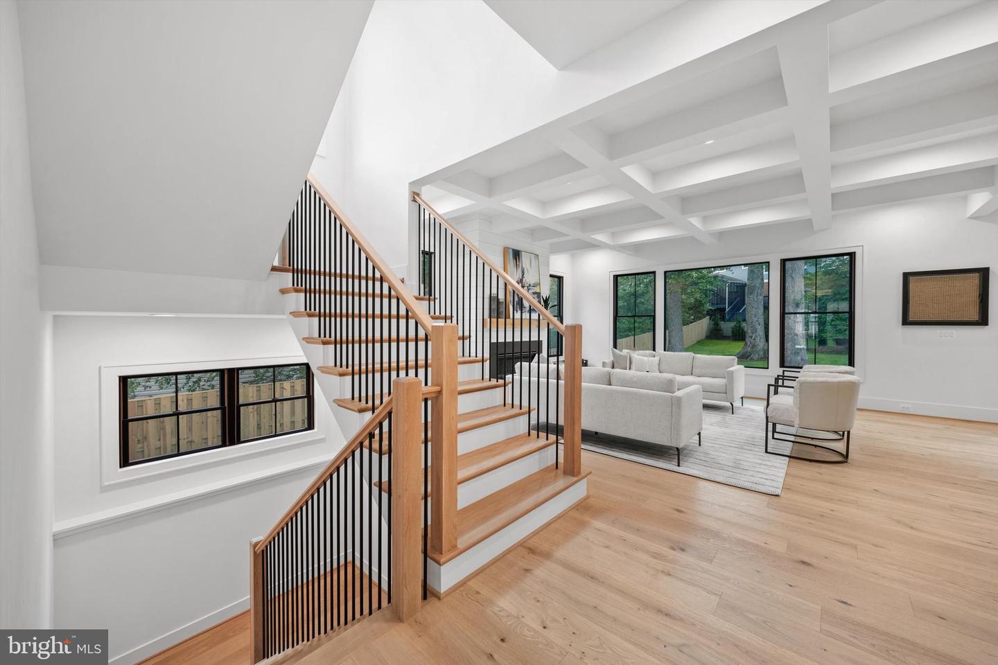 6807 WILLIAMSBURG BLVD, ARLINGTON, Virginia 22213, 6 Bedrooms Bedrooms, ,6 BathroomsBathrooms,Residential,For sale,6807 WILLIAMSBURG BLVD,VAAR2053566 MLS # VAAR2053566