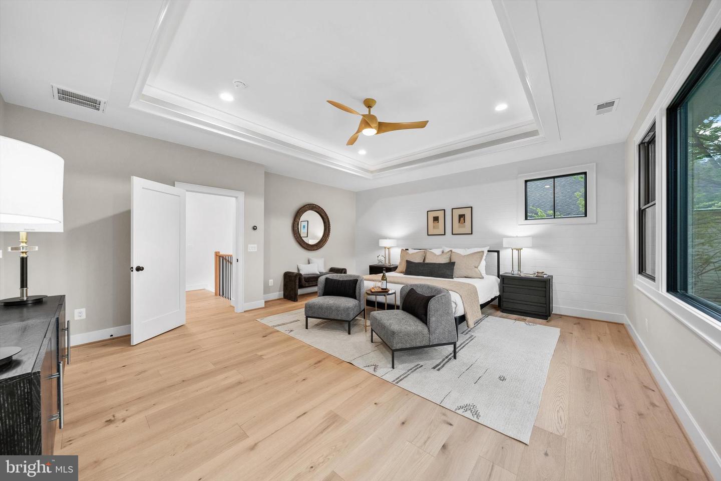 6807 WILLIAMSBURG BLVD, ARLINGTON, Virginia 22213, 6 Bedrooms Bedrooms, ,6 BathroomsBathrooms,Residential,For sale,6807 WILLIAMSBURG BLVD,VAAR2053566 MLS # VAAR2053566