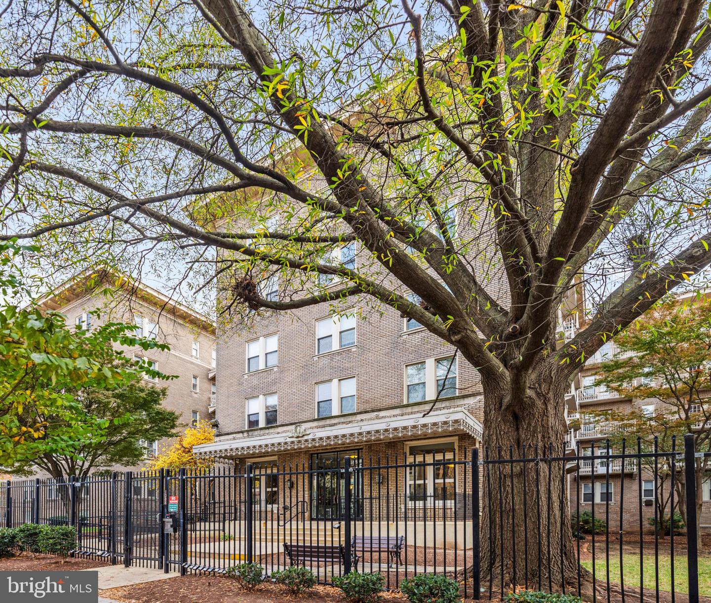 1308 CLIFTON ST NW #506, WASHINGTON, District Of Columbia 20009, 2 Bedrooms Bedrooms, ,1 BathroomBathrooms,Residential,For sale,1308 CLIFTON ST NW #506,DCDC2187862 MLS # DCDC2187862