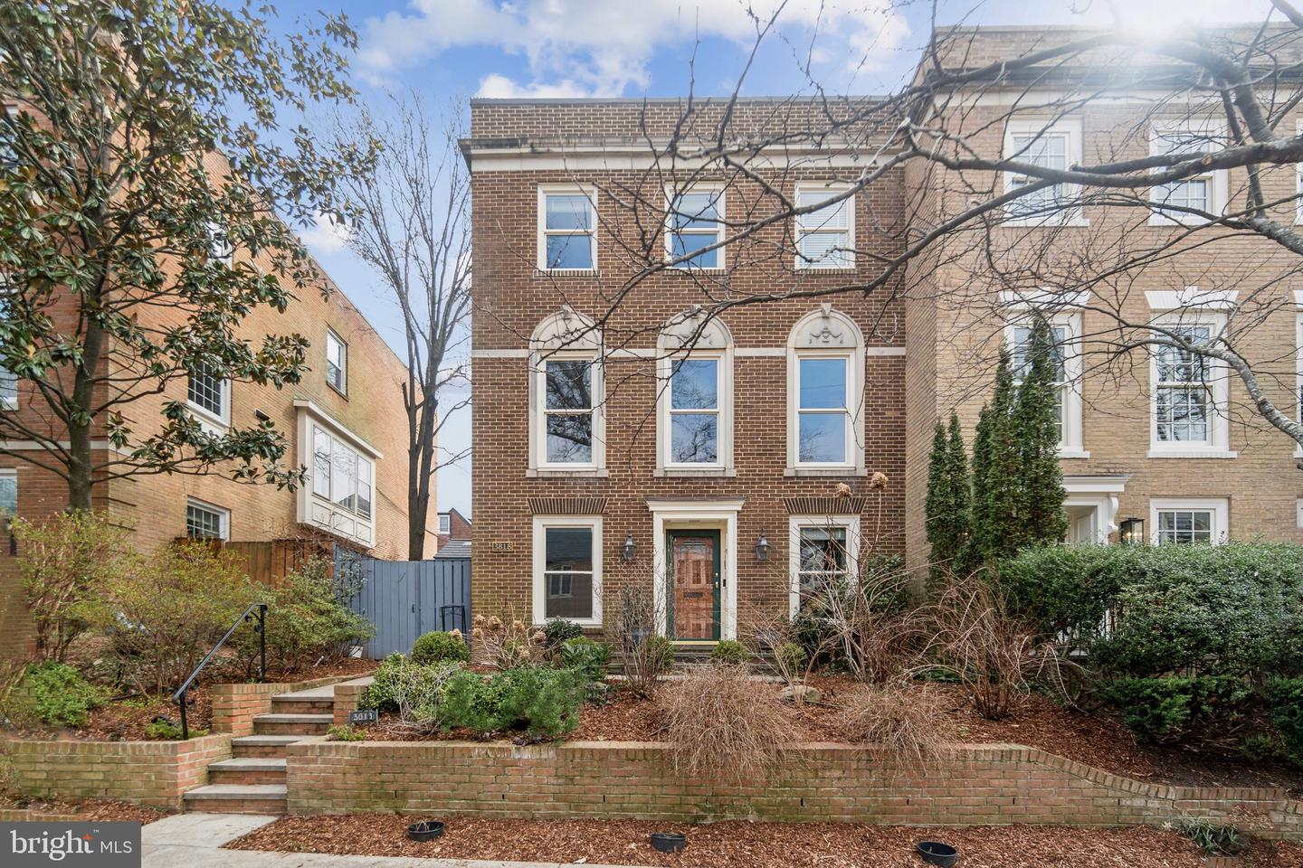 WASHINGTON, District Of Columbia 20016, 3 Bedrooms Bedrooms, ,3 BathroomsBathrooms,Residential,For sale,DCDC2189110 MLS # DCDC2189110