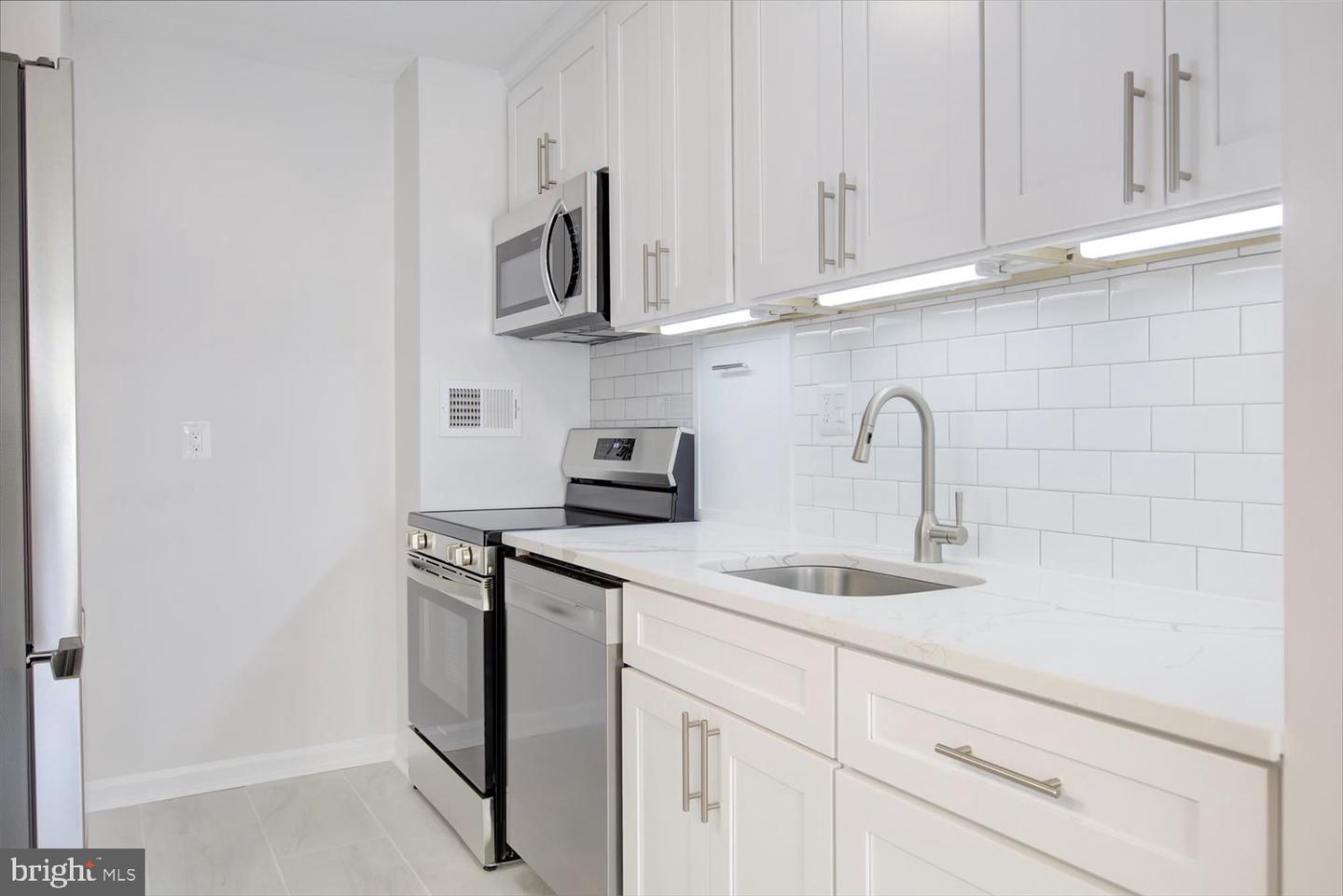 1718 P ST NW #411, WASHINGTON, District Of Columbia 20036, ,1 BathroomBathrooms,Residential,For sale,1718 P ST NW #411,DCDC2189192 MLS # DCDC2189192