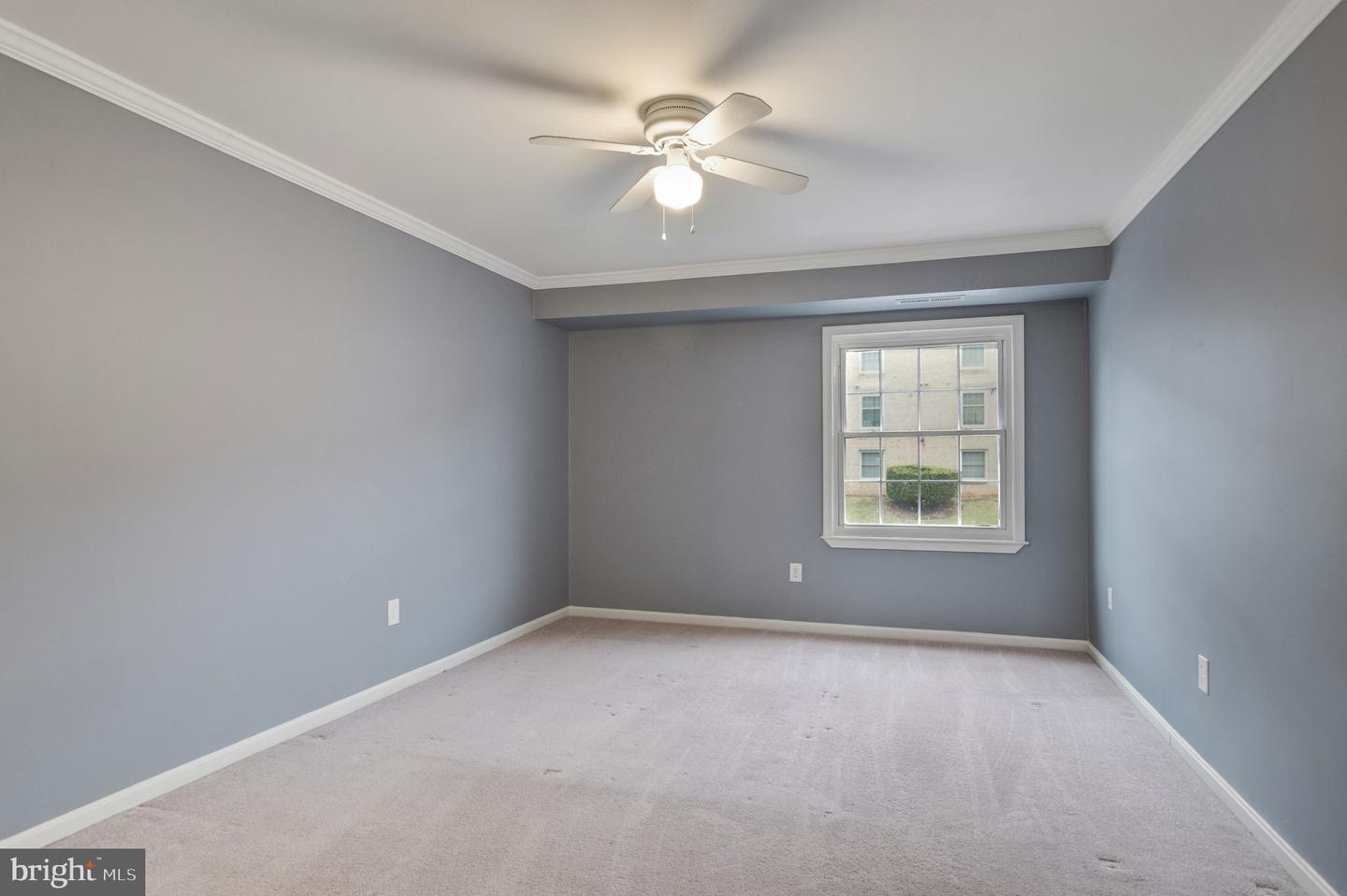 12715 GORDON BLVD #12715, WOODBRIDGE, Virginia 22192, 2 Bedrooms Bedrooms, ,2 BathroomsBathrooms,Residential,For sale,12715 GORDON BLVD #12715,VAPW2089748 MLS # VAPW2089748