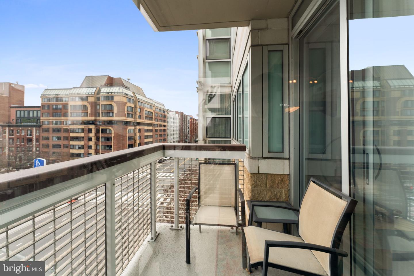 1300 13TH ST NW #504, WASHINGTON, District Of Columbia 20005, 2 Bedrooms Bedrooms, ,2 BathroomsBathrooms,Residential,For sale,1300 13TH ST NW #504,DCDC2190006 MLS # DCDC2190006