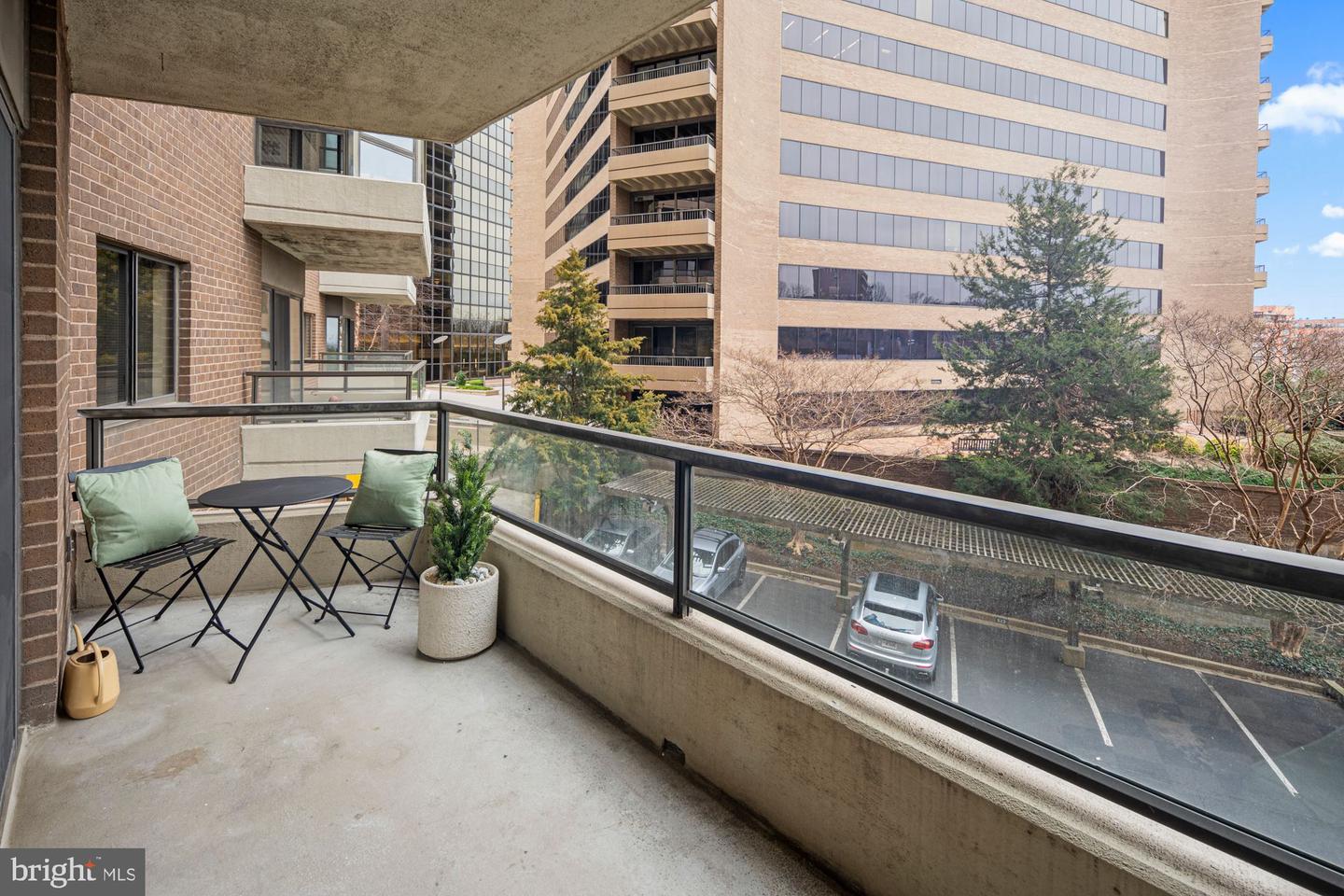 1600 N OAK ST #109, ARLINGTON, Virginia 22209, 1 Bedroom Bedrooms, ,1 BathroomBathrooms,Residential,For sale,1600 N OAK ST #109,VAAR2054676 MLS # VAAR2054676