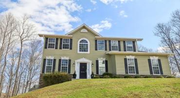 4420 GROUSE POINTE DR, STAFFORD, Virginia 22556, 4 Bedrooms Bedrooms, ,3 BathroomsBathrooms,Residential,For sale,4420 GROUSE POINTE DR,VAST2036340 MLS # VAST2036340