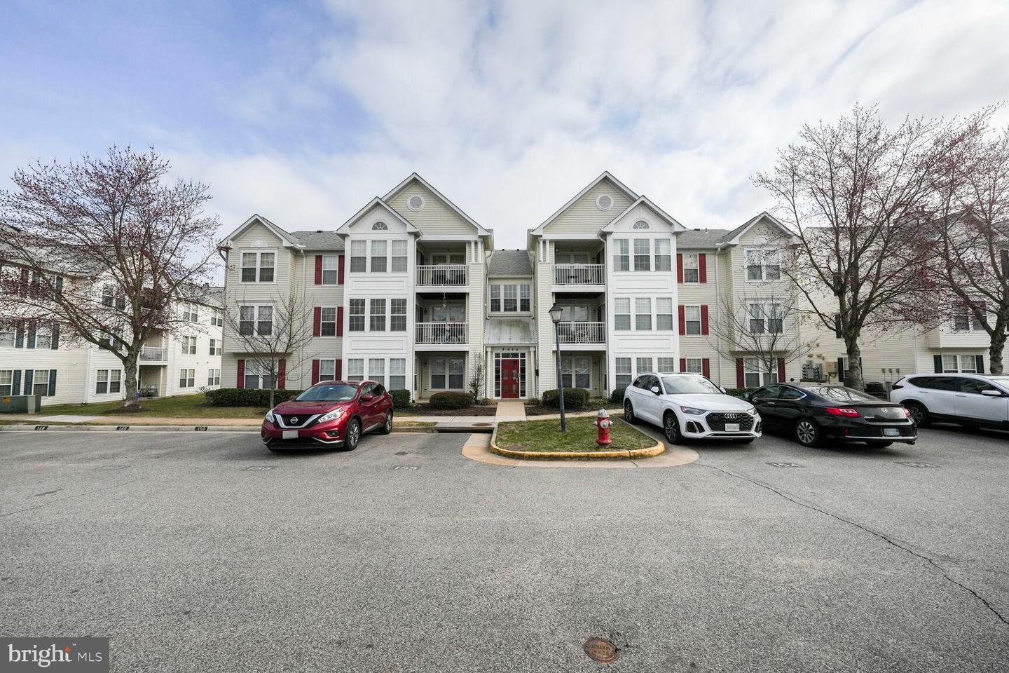 7514-L SNOWPEA CT #155, ALEXANDRIA, Virginia 22306, 2 Bedrooms Bedrooms, ,2 BathroomsBathrooms,Residential,For sale,7514-L SNOWPEA CT #155,VAFX2225352 MLS # VAFX2225352