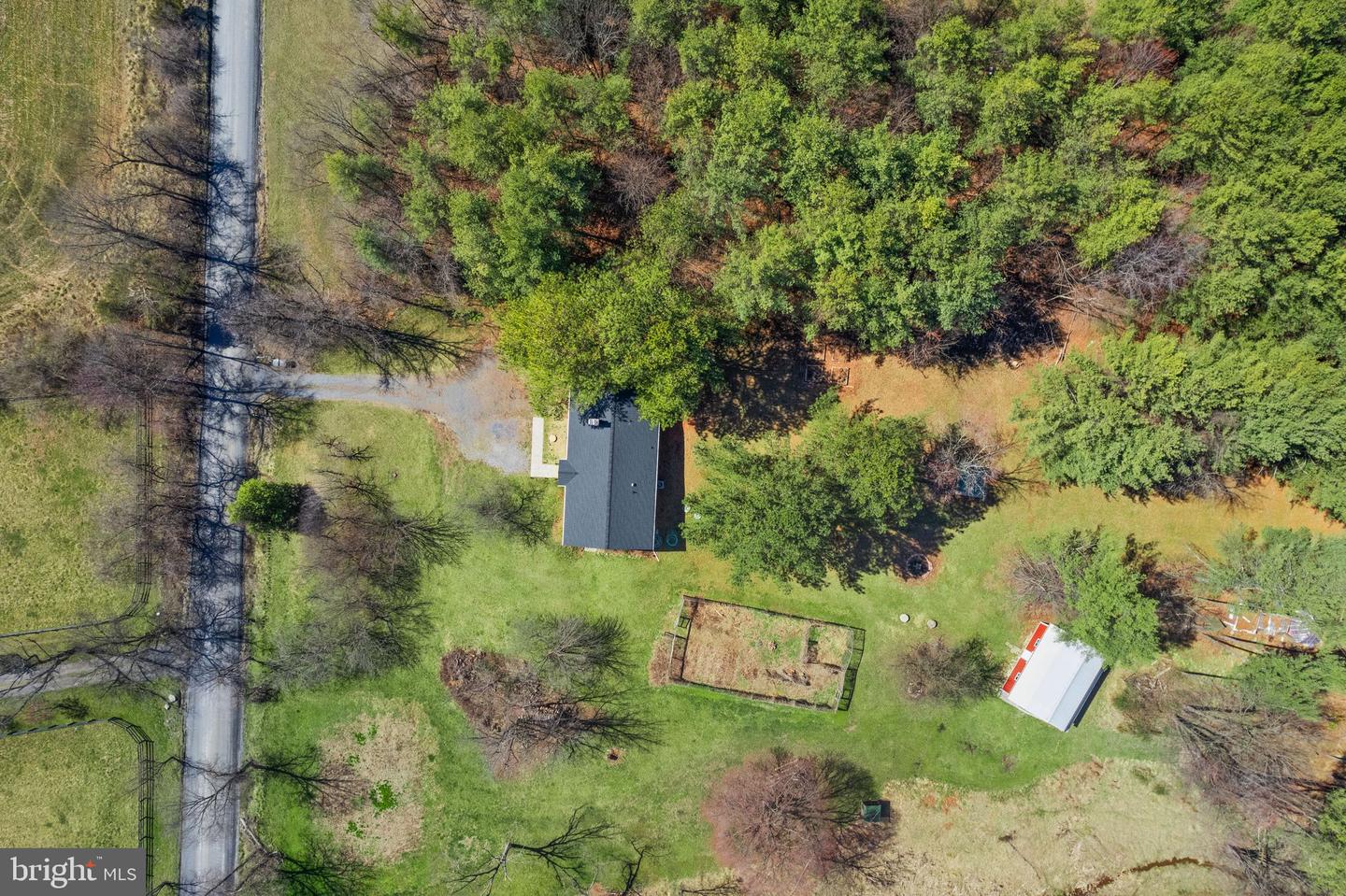 38956 RICKARD RD, LOVETTSVILLE, Virginia 20180, 3 Bedrooms Bedrooms, ,3 BathroomsBathrooms,Residential,For sale,38956 RICKARD RD,VALO2090594 MLS # VALO2090594