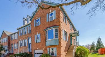 6016 WESCOTT HILLS WAY, ALEXANDRIA, Virginia 22315, 3 Bedrooms Bedrooms, ,3 BathroomsBathrooms,Residential,For sale,6016 WESCOTT HILLS WAY,VAFX2227714 MLS # VAFX2227714