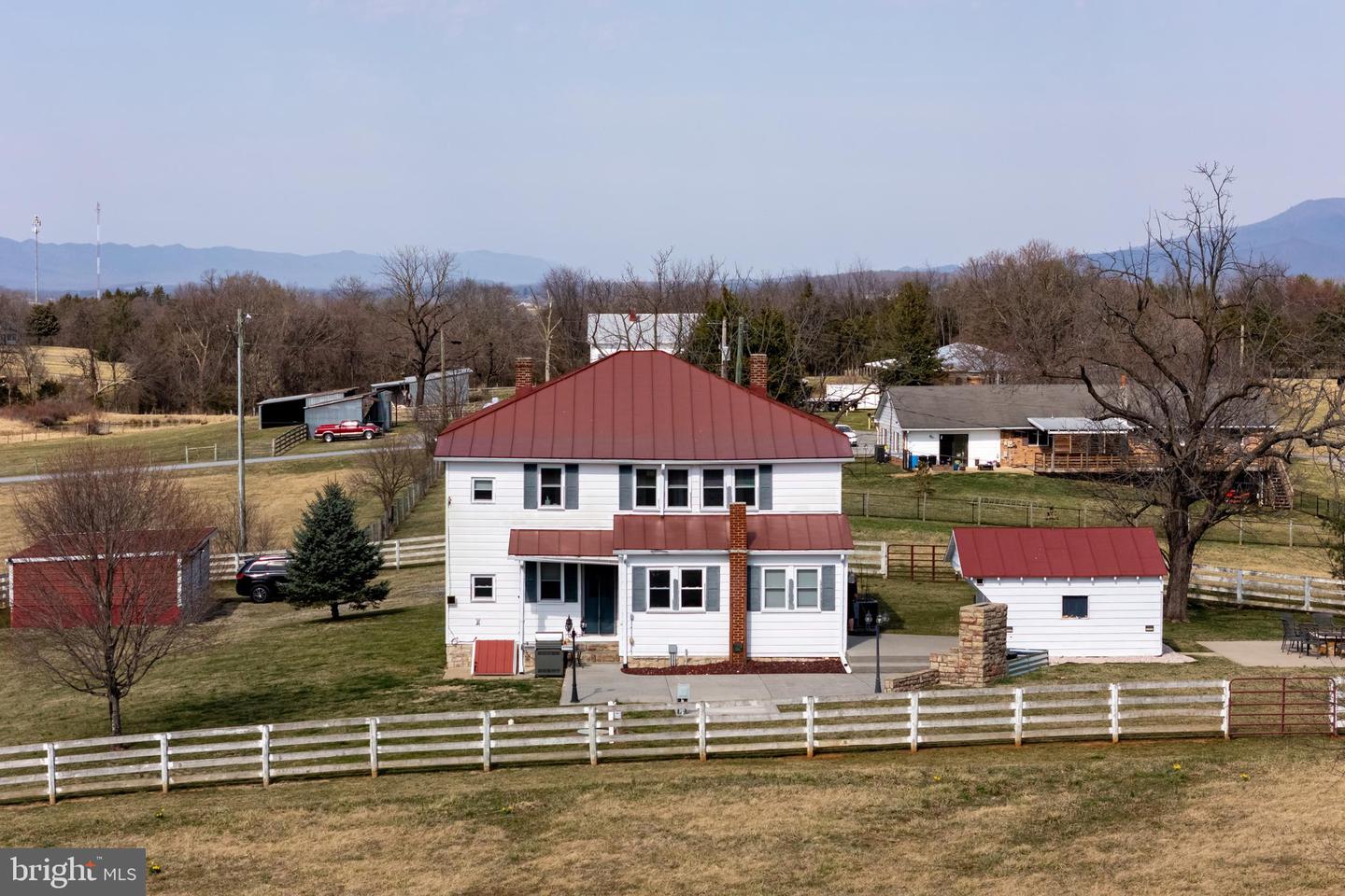 467 VISTA VIEW RD, STANLEY, Virginia 22851, 4 Bedrooms Bedrooms, ,3 BathroomsBathrooms,Residential,For sale,467 VISTA VIEW RD,VAPA2004612 MLS # VAPA2004612