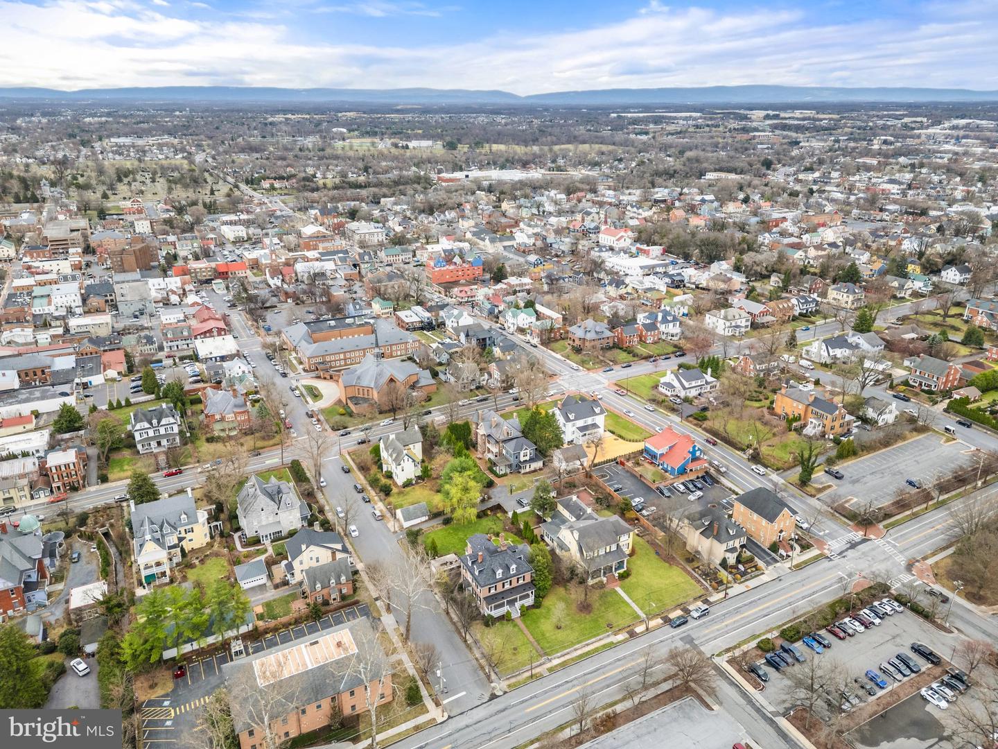 102 S STEWART ST, WINCHESTER, Virginia 22601, 7 Bedrooms Bedrooms, 15 Rooms Rooms,3 BathroomsBathrooms,Residential,For sale,102 S STEWART ST,VAWI2007346 MLS # VAWI2007346