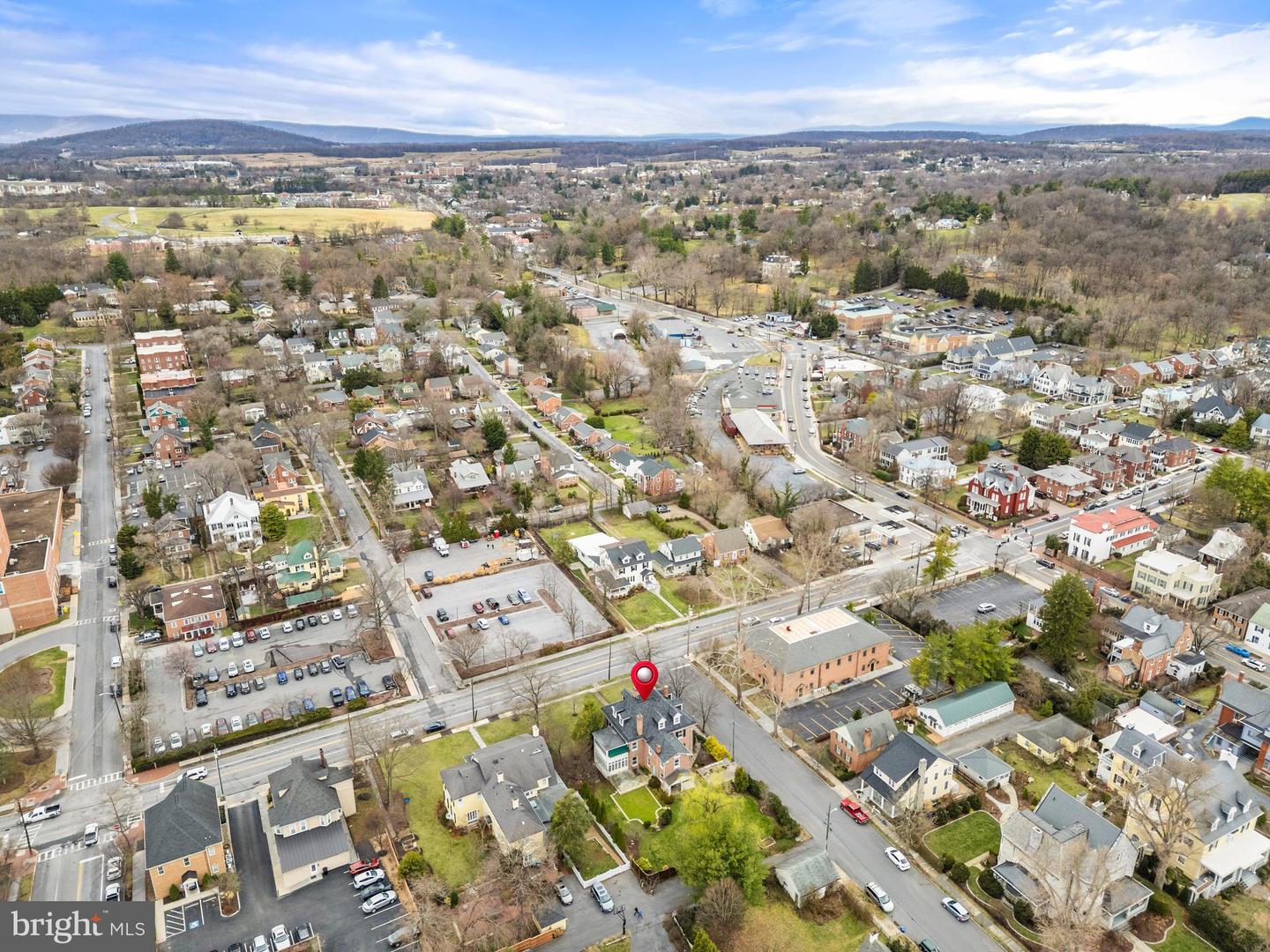 102 S STEWART ST, WINCHESTER, Virginia 22601, 7 Bedrooms Bedrooms, 15 Rooms Rooms,3 BathroomsBathrooms,Residential,For sale,102 S STEWART ST,VAWI2007346 MLS # VAWI2007346