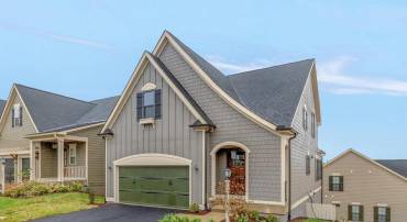 196 THICKET RUN PL, CHARLOTTESVILLE, Virginia 22911, 3 Bedrooms Bedrooms, ,2 BathroomsBathrooms,Residential,For sale,196 THICKET RUN PL,662035 MLS # 662035