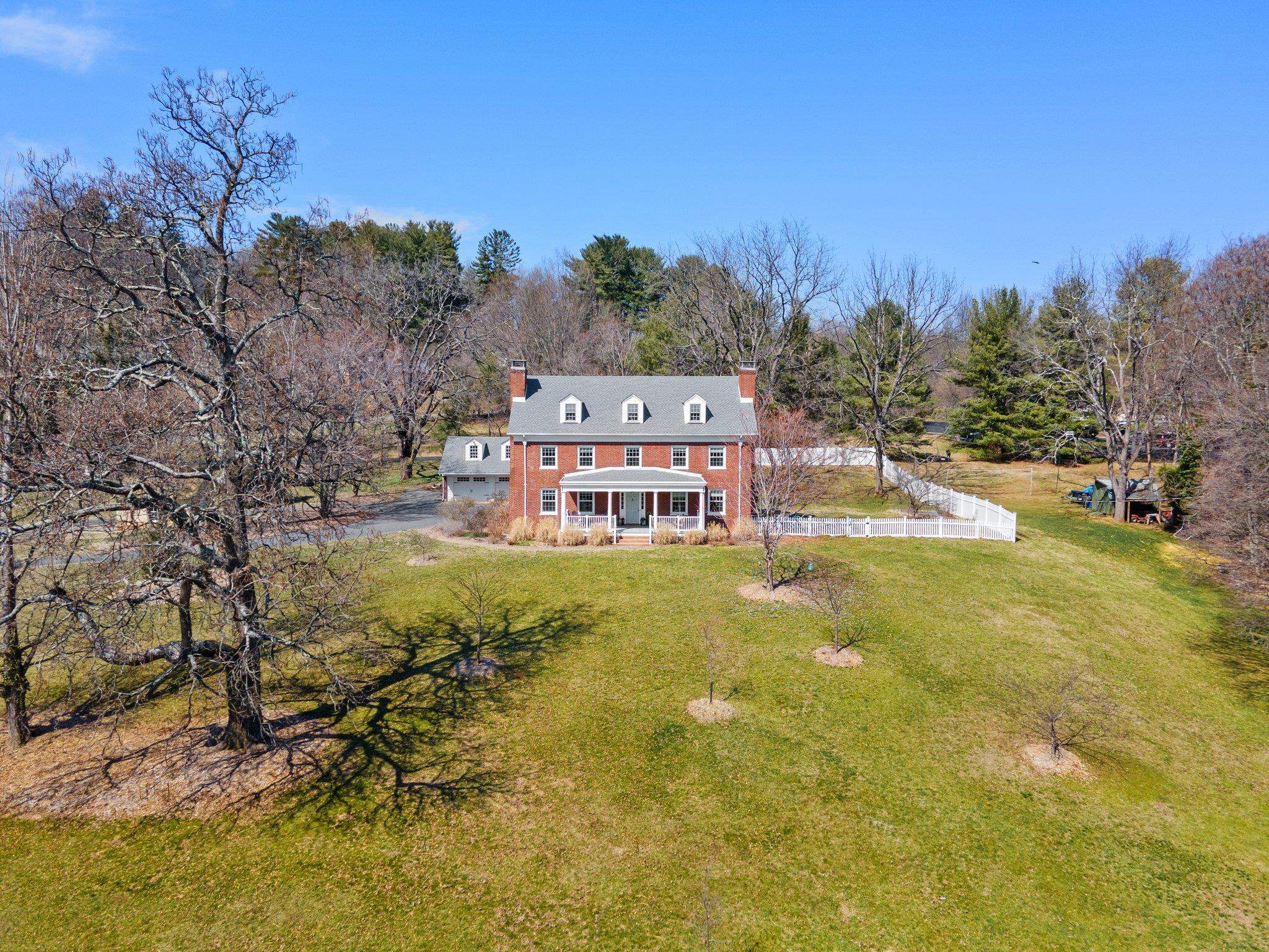 1610 N AUGUSTA ST, STAUNTON, Virginia 24401, 5 Bedrooms Bedrooms, ,3 BathroomsBathrooms,Residential,Renovated American Foursquare,1610 N AUGUSTA ST,662065 MLS # 662065