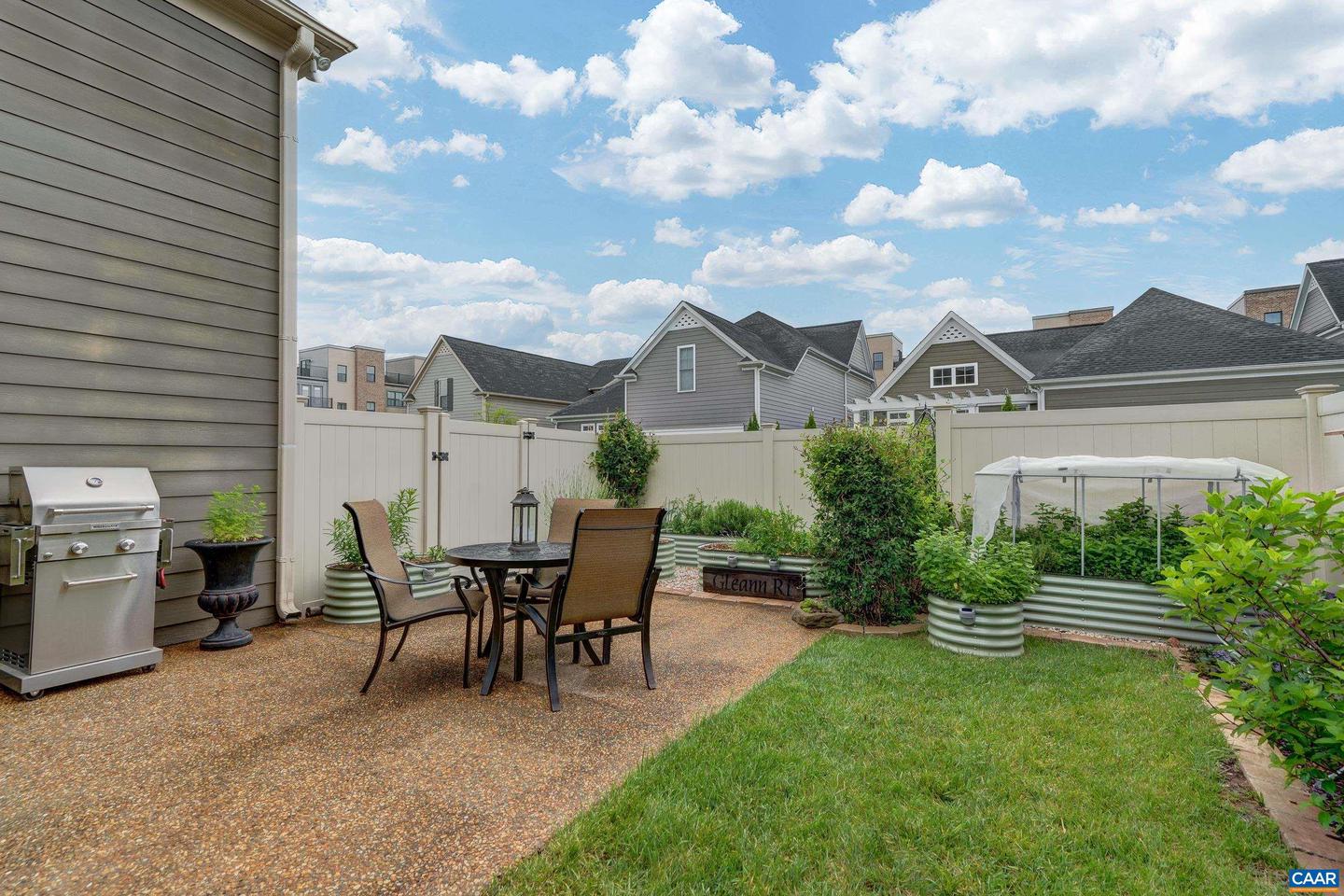 804 GOLF VIEW DR, CROZET, Virginia 22932, 4 Bedrooms Bedrooms, ,3 BathroomsBathrooms,Residential,For sale,804 GOLF VIEW DR,662017 MLS # 662017