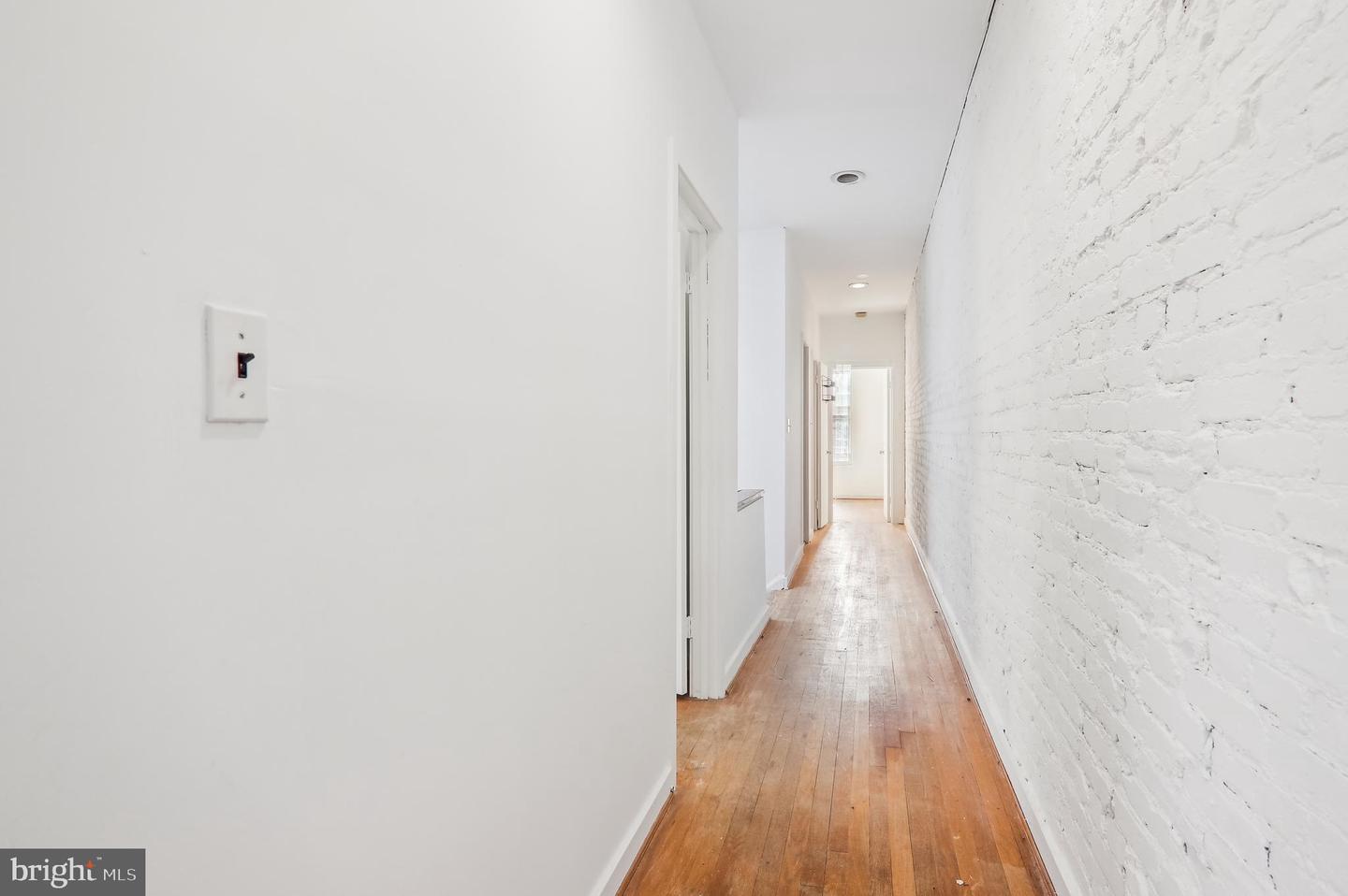 1213 D ST NE, WASHINGTON, District Of Columbia 20002, 3 Bedrooms Bedrooms, 6 Rooms Rooms,1 BathroomBathrooms,Residential,For sale,1213 D ST NE,DCDC2171192 MLS # DCDC2171192