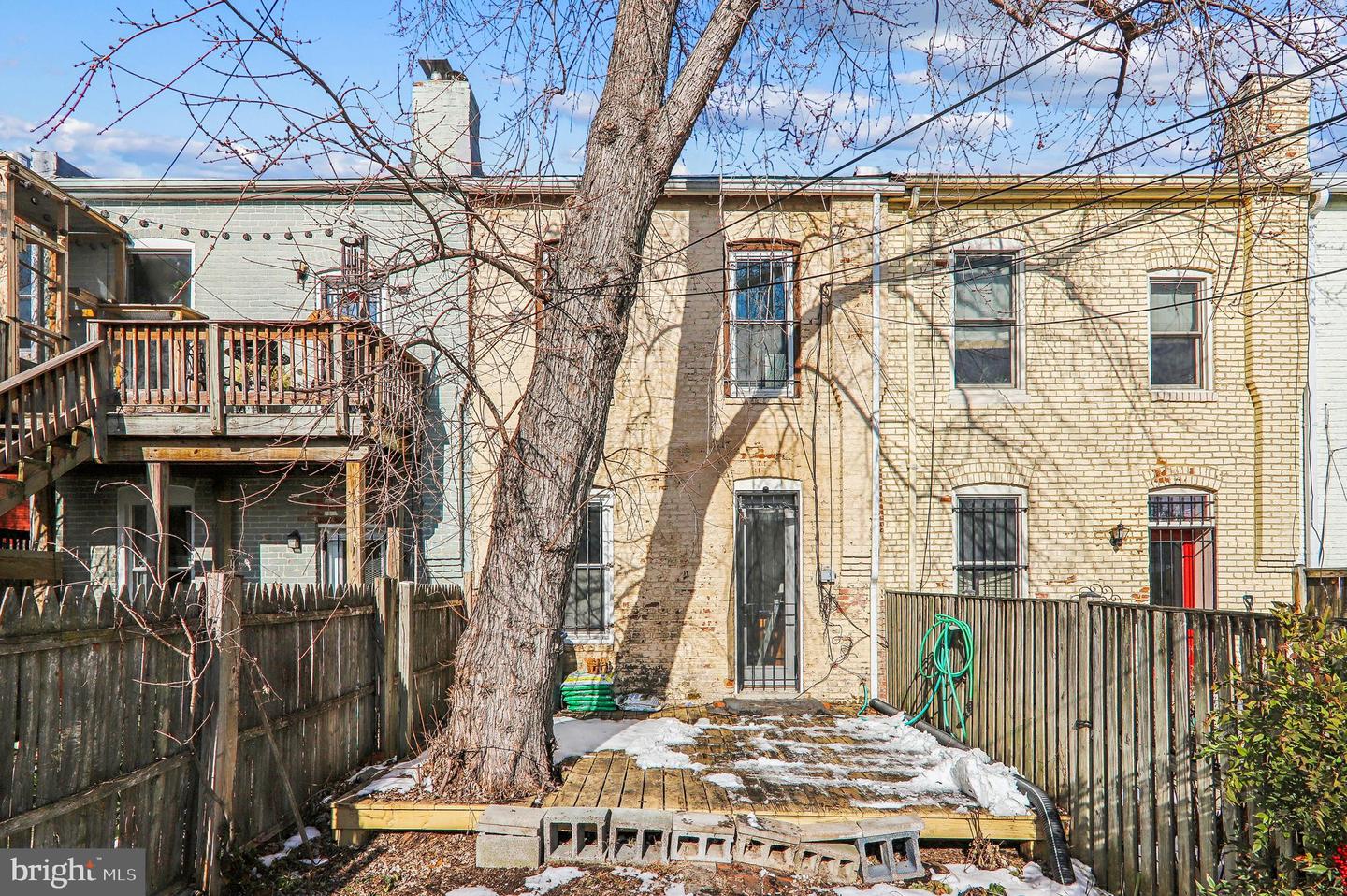 1213 D ST NE, WASHINGTON, District Of Columbia 20002, 3 Bedrooms Bedrooms, 6 Rooms Rooms,1 BathroomBathrooms,Residential,For sale,1213 D ST NE,DCDC2171192 MLS # DCDC2171192