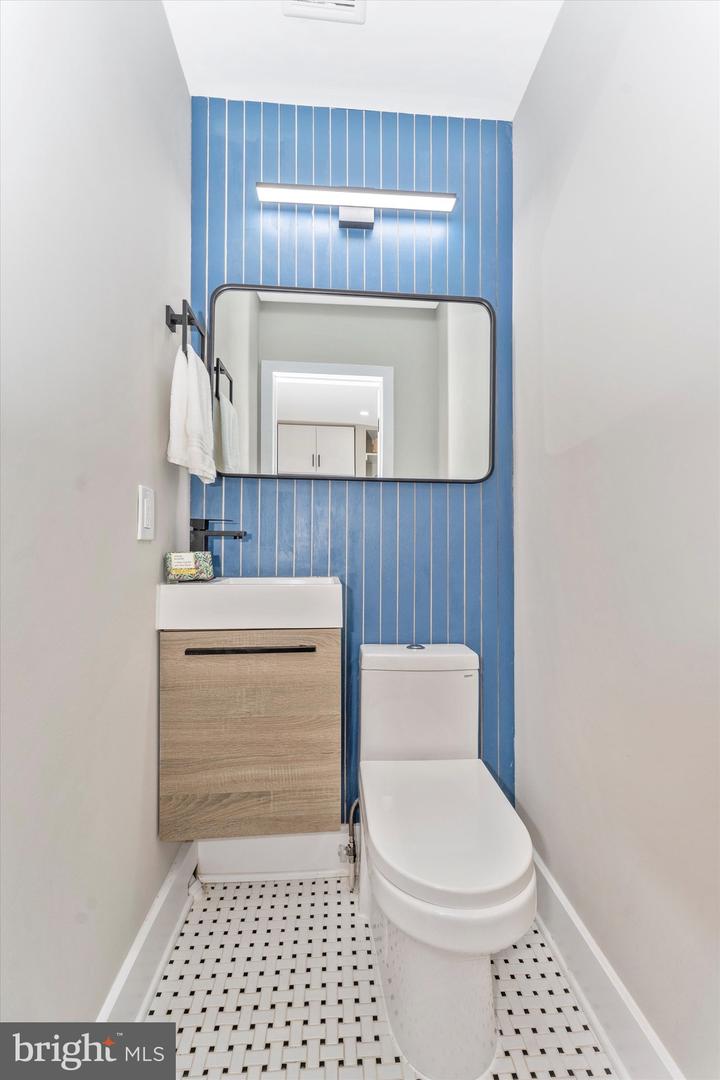 5621 3RD ST NW, WASHINGTON, District Of Columbia 20011, 4 Bedrooms Bedrooms, ,3 BathroomsBathrooms,Residential,For sale,5621 3RD ST NW,DCDC2186580 MLS # DCDC2186580