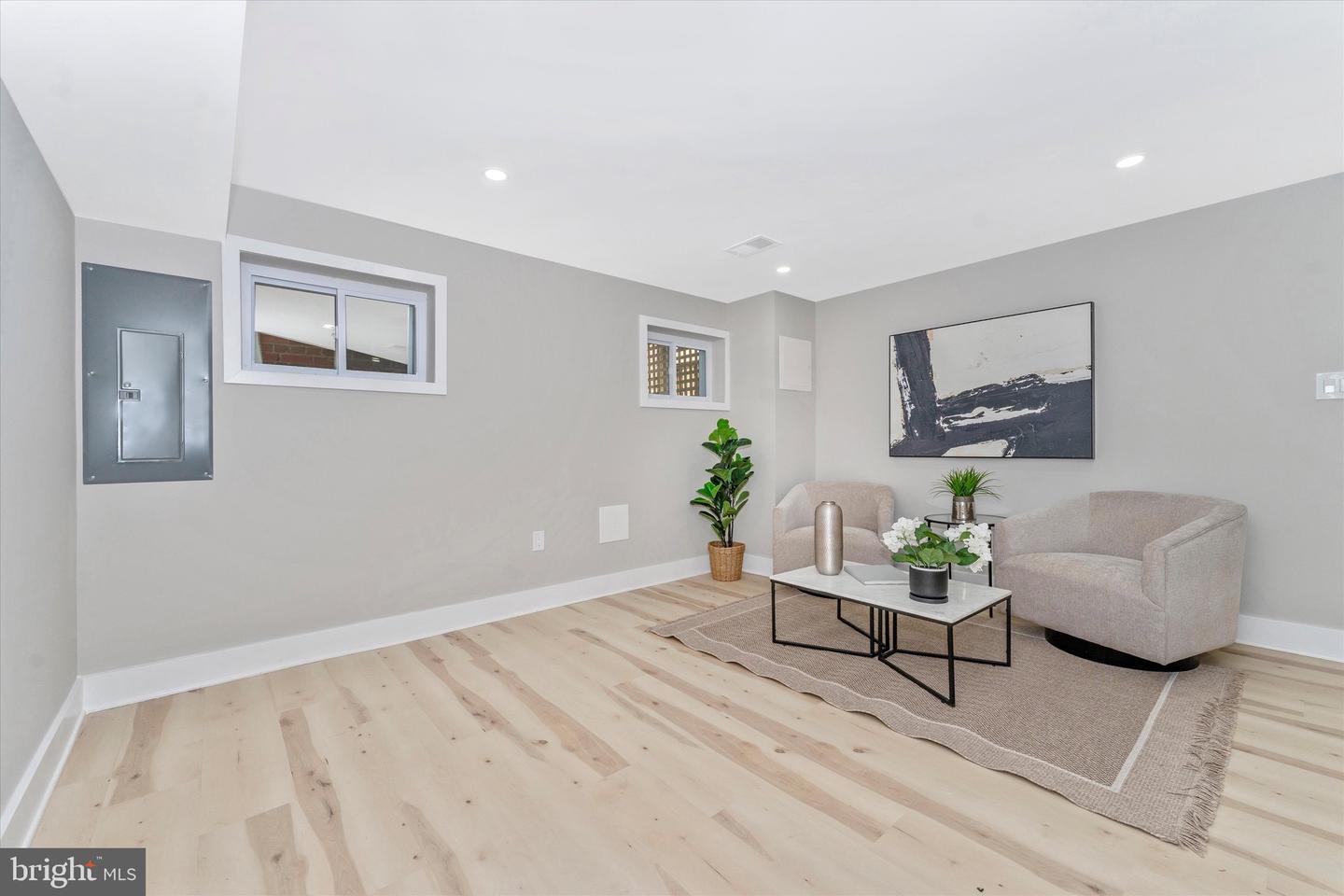 5621 3RD ST NW, WASHINGTON, District Of Columbia 20011, 4 Bedrooms Bedrooms, ,3 BathroomsBathrooms,Residential,For sale,5621 3RD ST NW,DCDC2186580 MLS # DCDC2186580